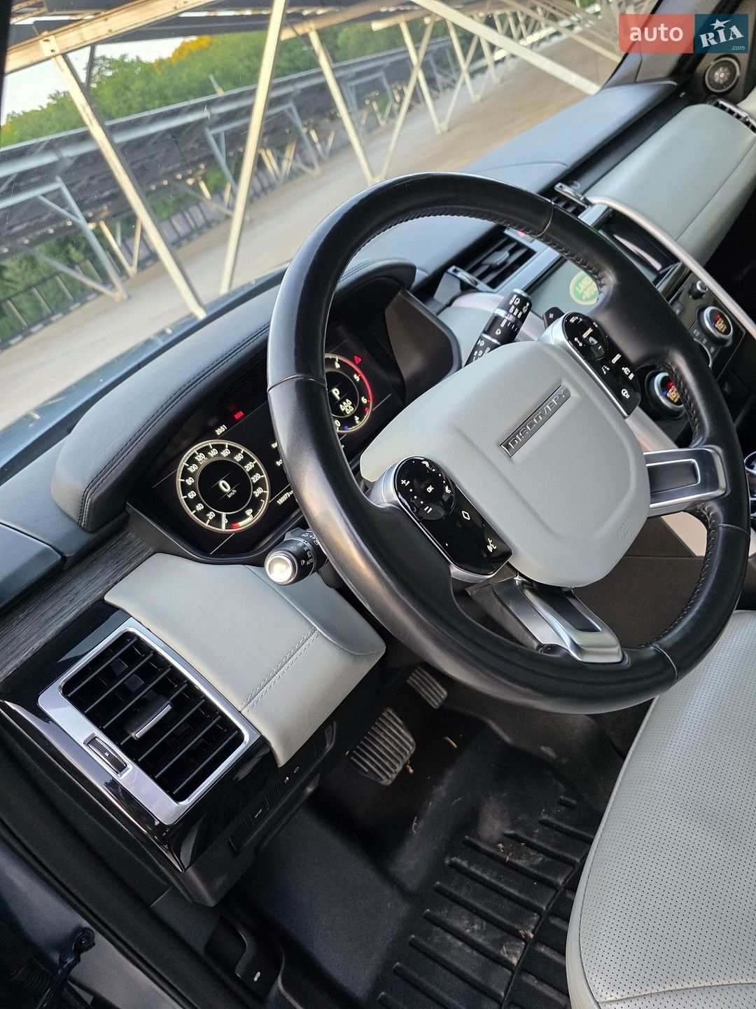 Land Rover Discovery 2018 VIN SALRT2RK6KA088394 фото оголошення 34 з 98
