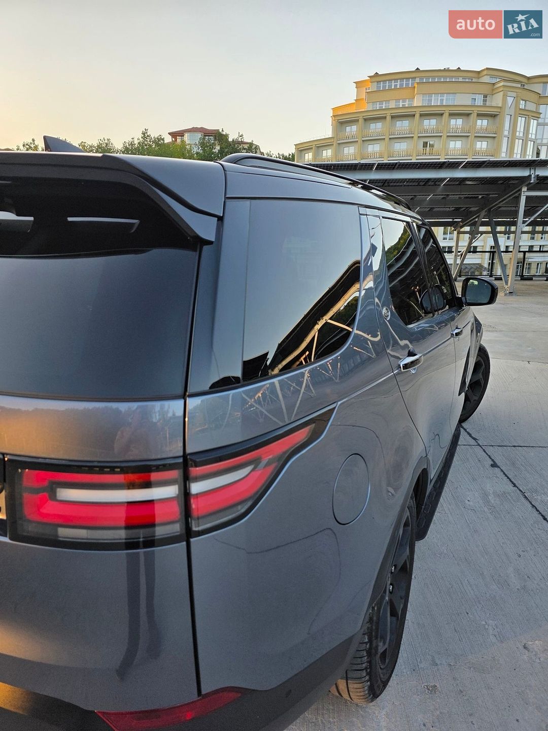Land Rover Discovery 2018 VIN SALRT2RK6KA088394 фото оголошення 24 з 120