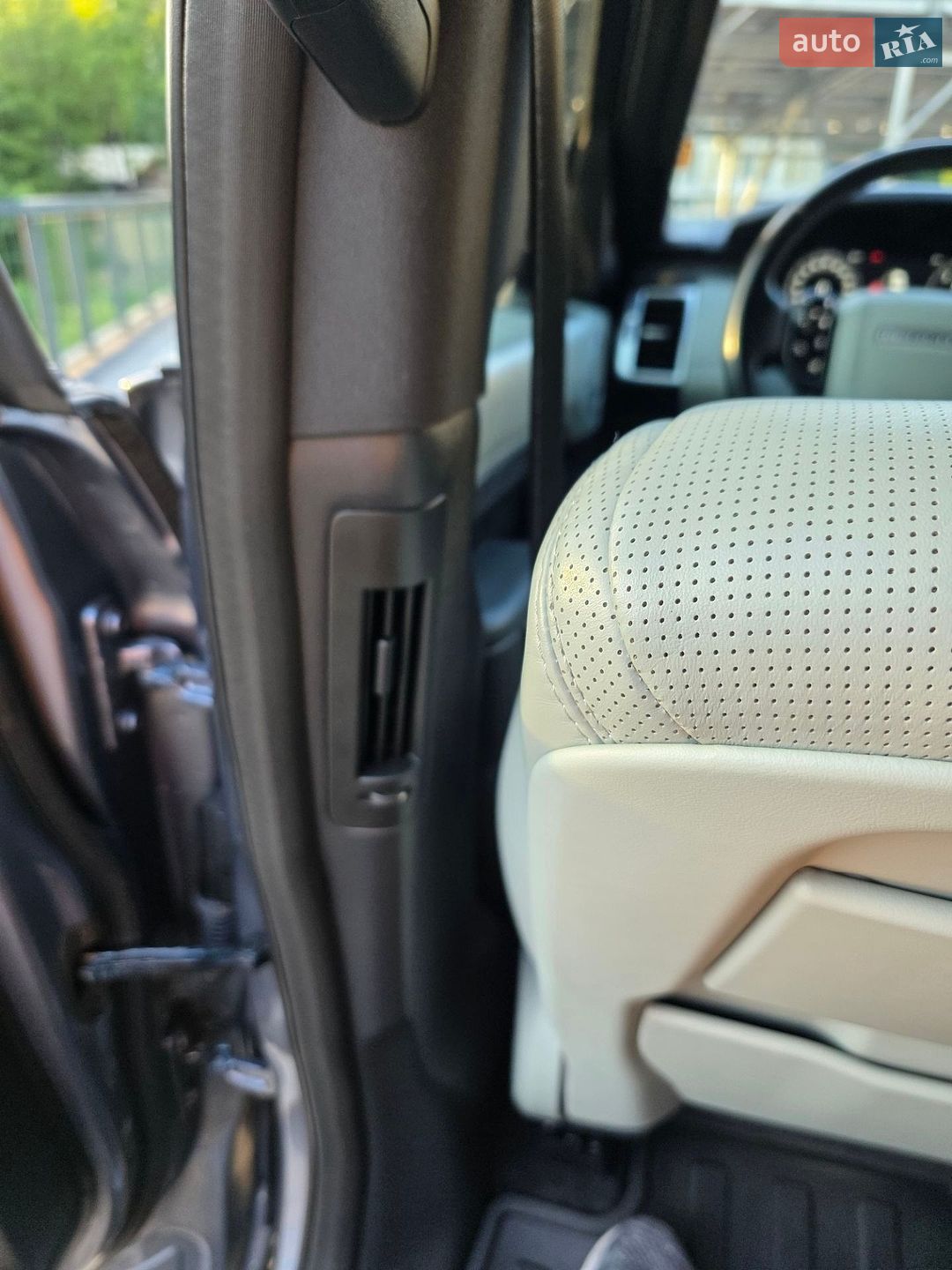 Land Rover Discovery 2018 VIN SALRT2RK6KA088394 фото оголошення 71 з 98