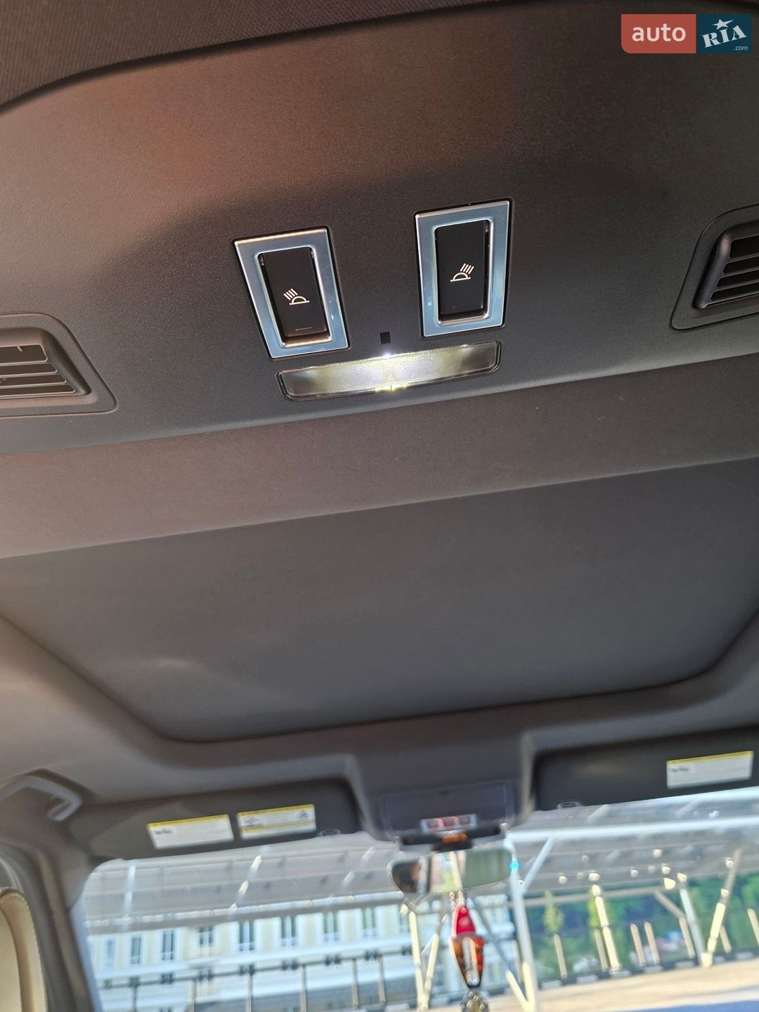 Land Rover Discovery 2018 VIN SALRT2RK6KA088394 фото оголошення 82 з 98