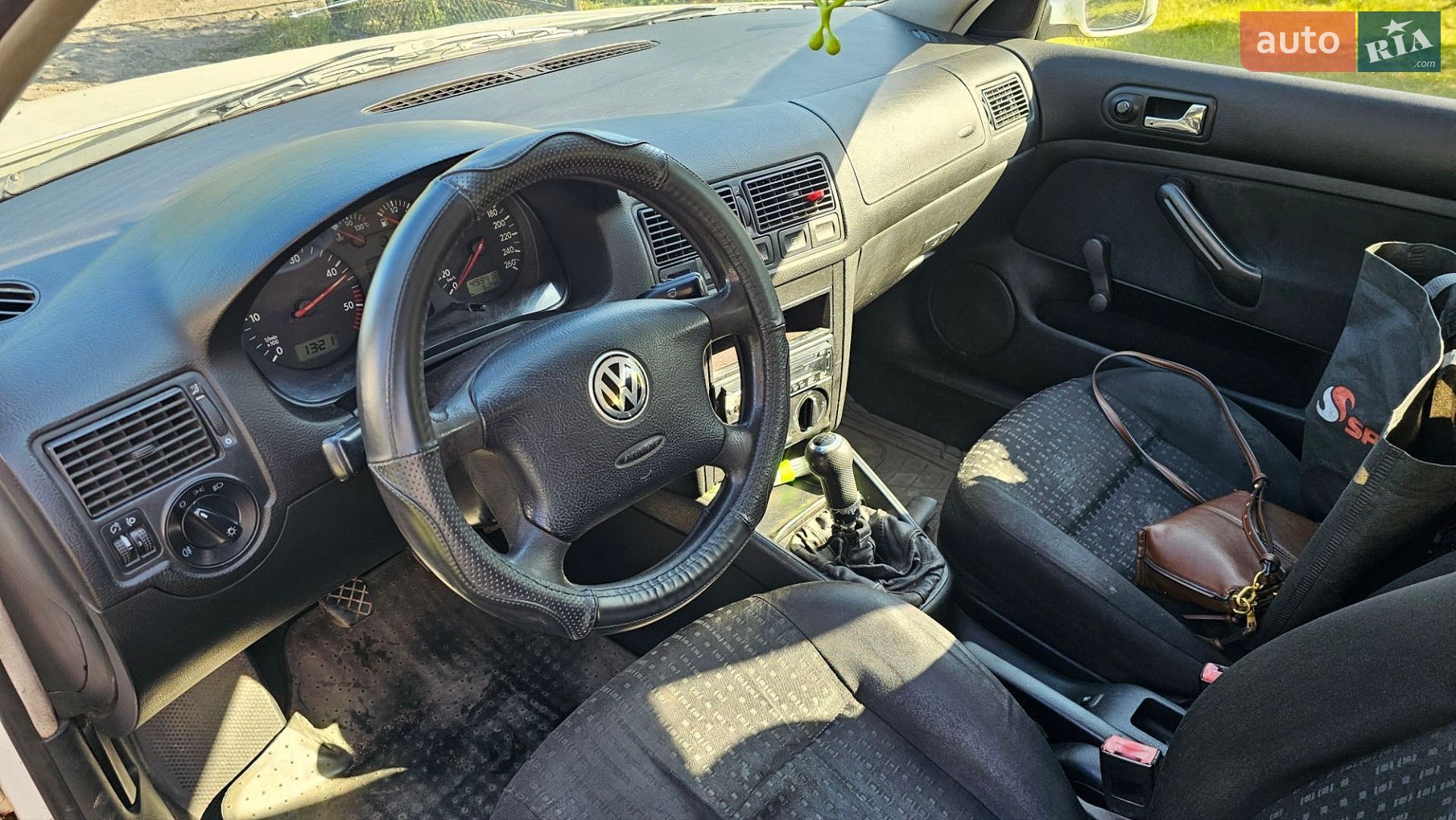 Volkswagen Golf 2001 VIN WVWZZZ1JZ2D011209 фото оголошення 8 з 11