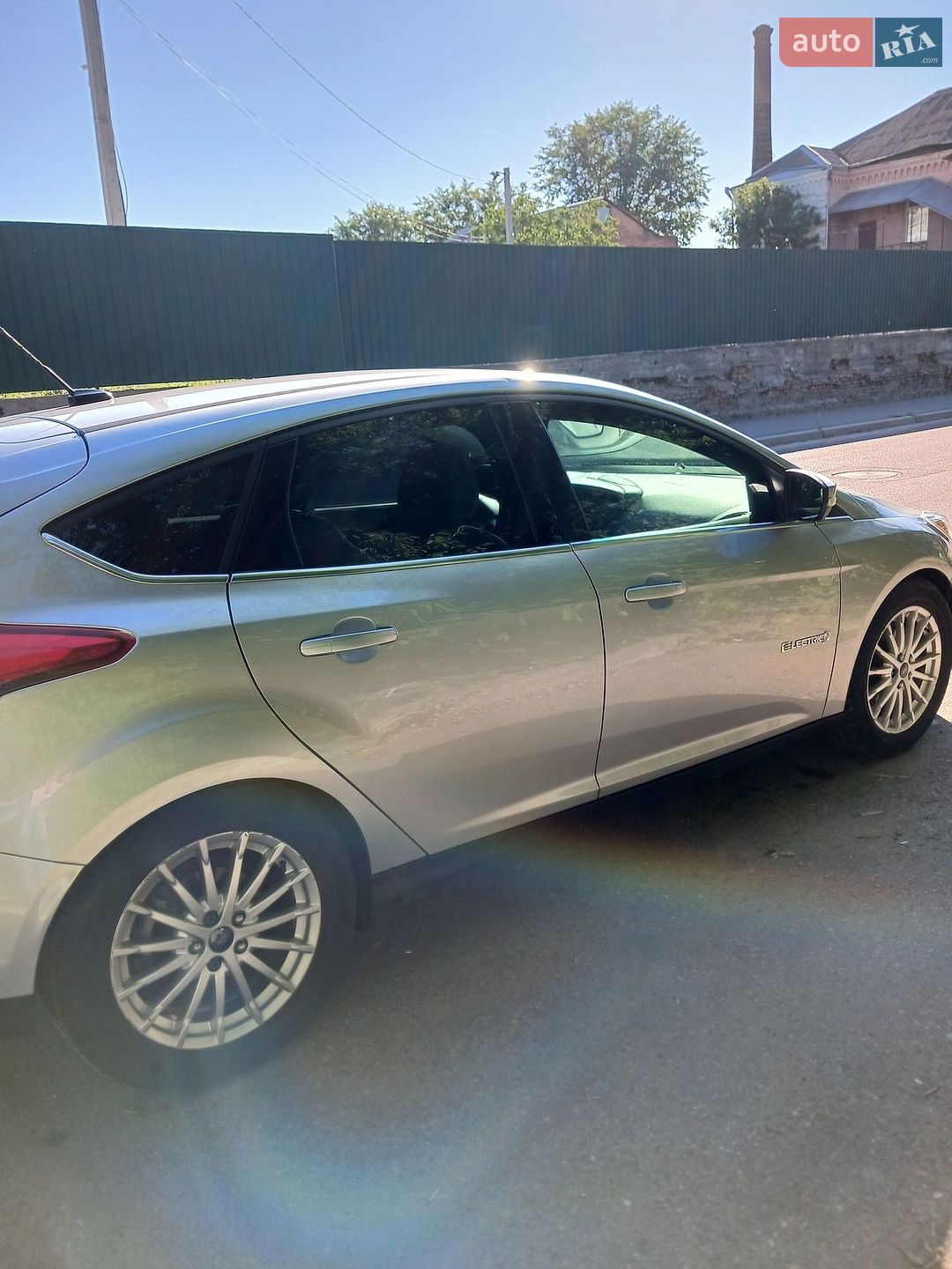 Ford Focus 2013 VIN 1FADP3R49DL382043 фото оголошення 3 з 15