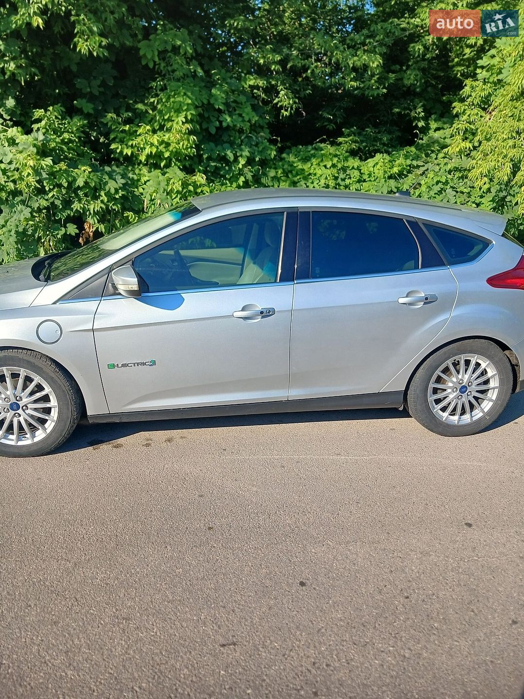 Ford Focus 2013 VIN 1FADP3R49DL382043 фото оголошення 5 з 15