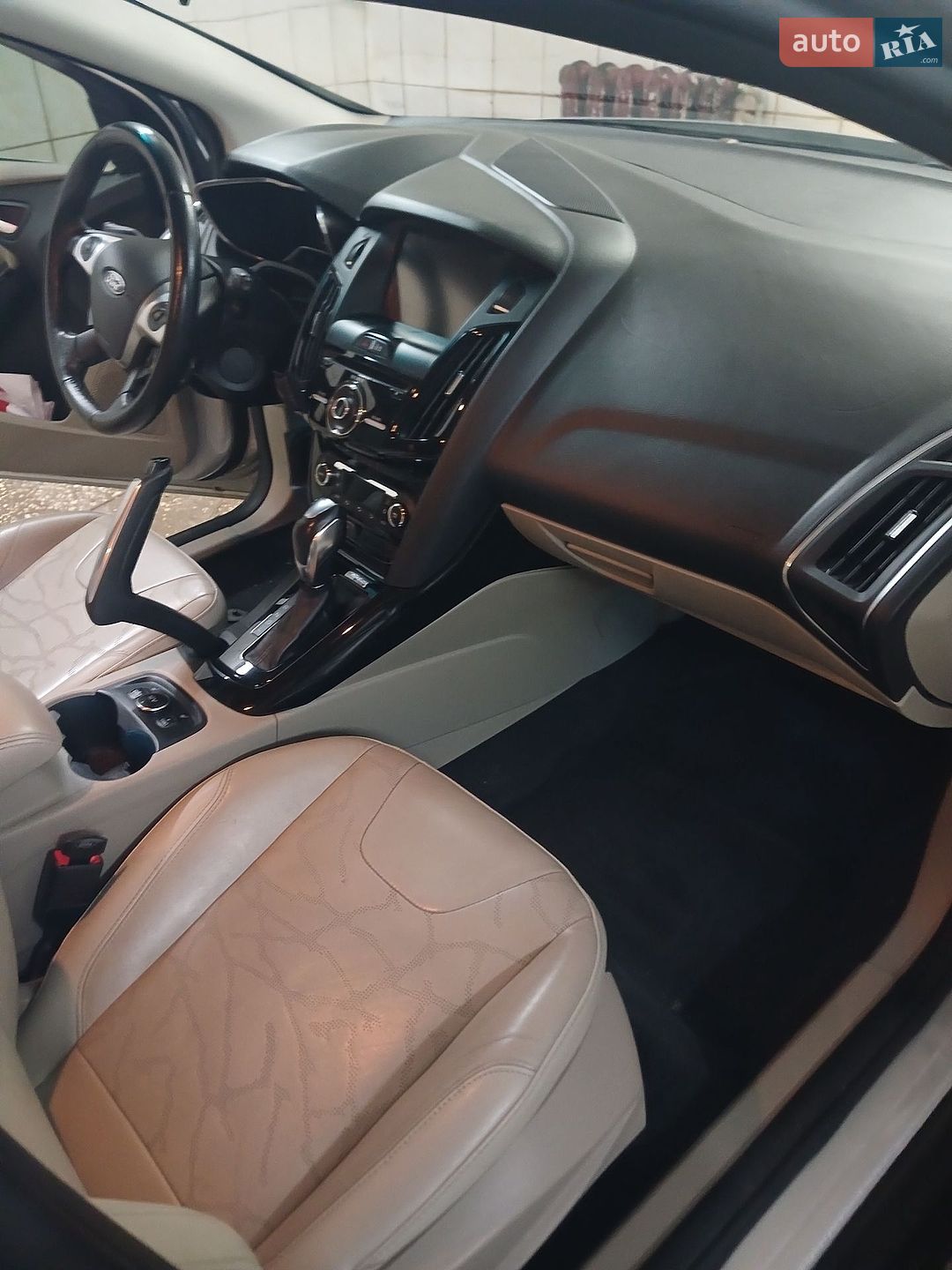 Ford Focus 2013 VIN 1FADP3R49DL382043 фото оголошення 10 з 15