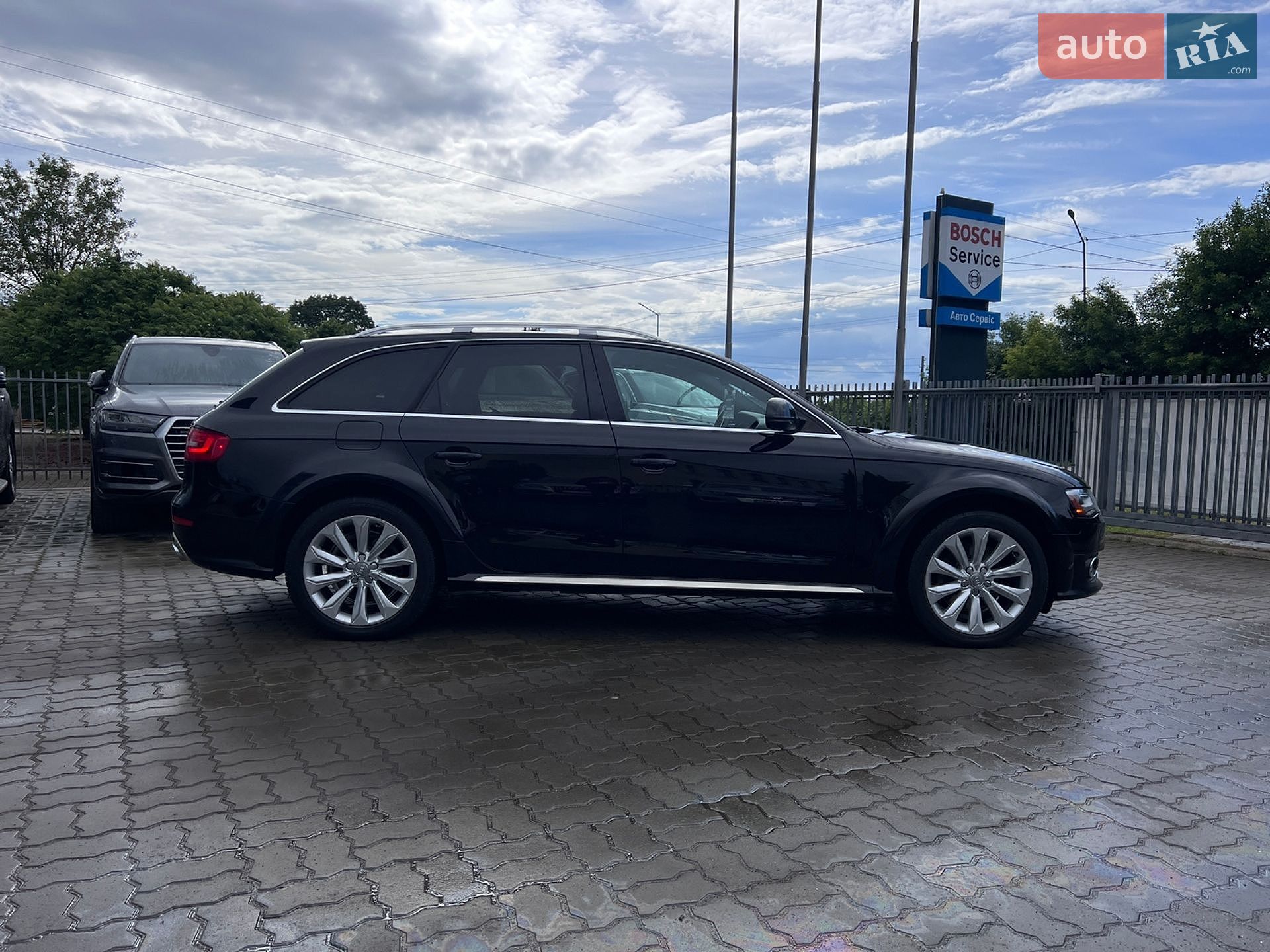 Audi A4 Allroad 2016 VIN WA1UFAFL0GA012249 фото оголошення 4 з 63