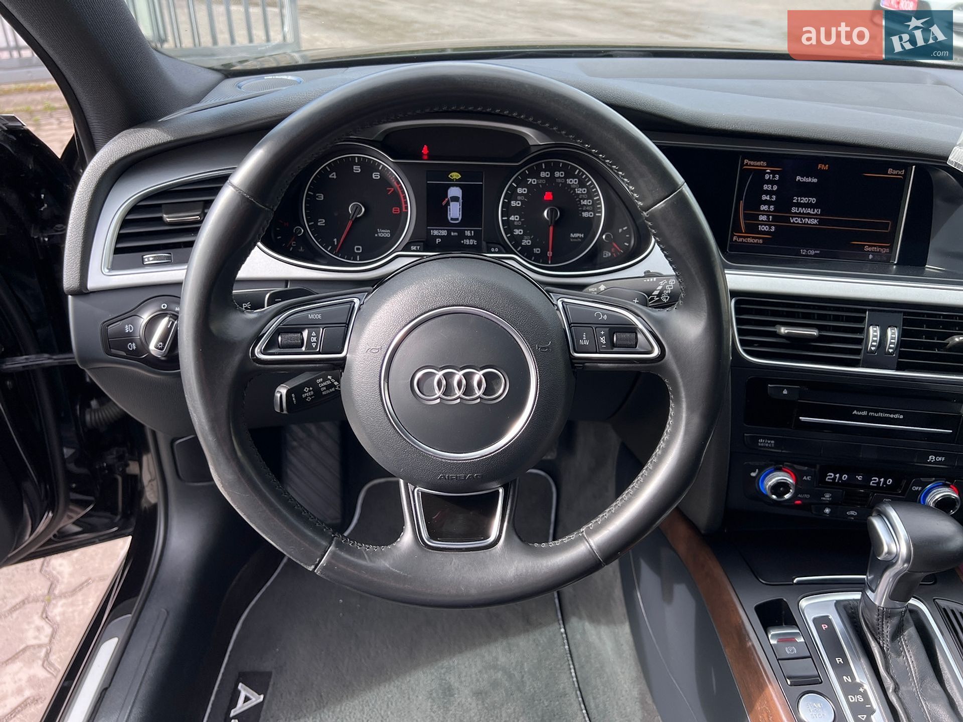 Audi A4 Allroad 2016 VIN WA1UFAFL0GA012249 фото оголошення 22 з 63