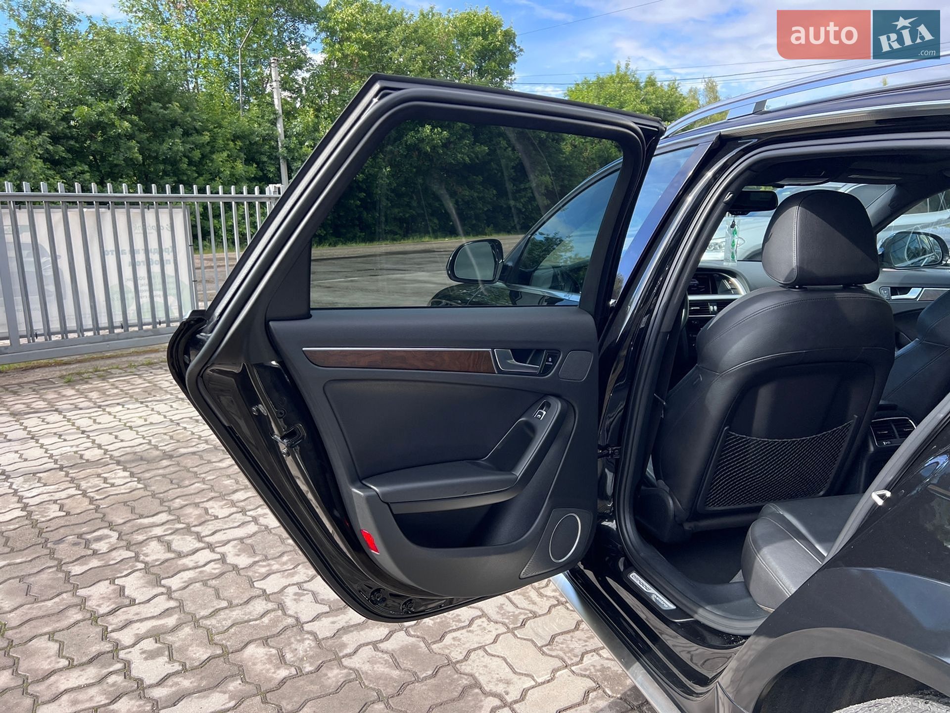 Audi A4 Allroad 2016 VIN WA1UFAFL0GA012249 фото оголошення 45 з 63