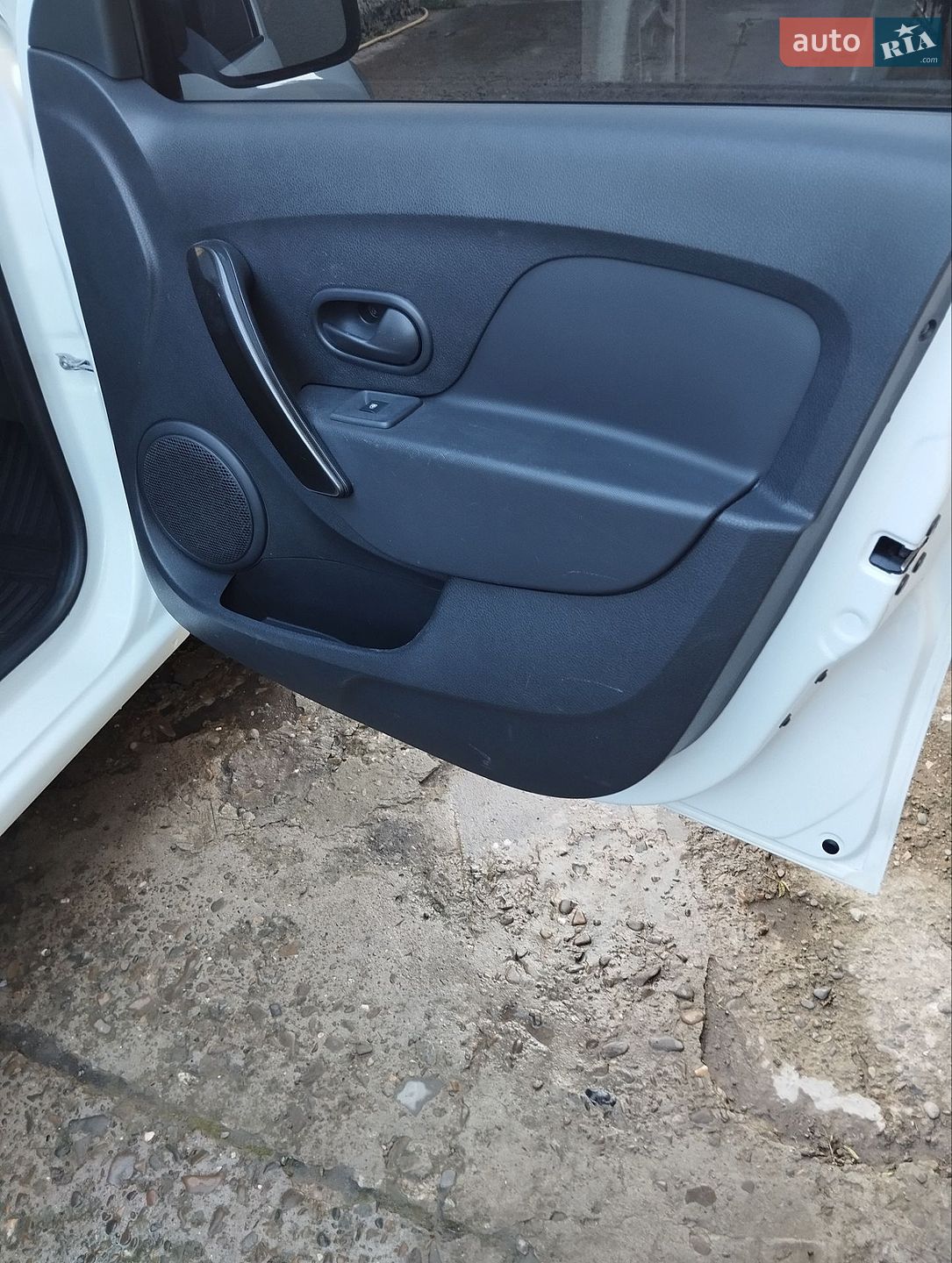 Renault Sandero 2020 VIN VF1B5220X64938235 фото оголошення 11 з 25