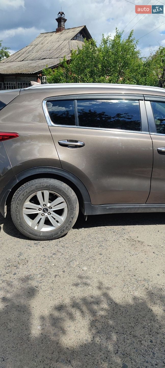 Kia Sportage 2017 VIN U5YPH813DHL292040 фото оголошення 2 з 16