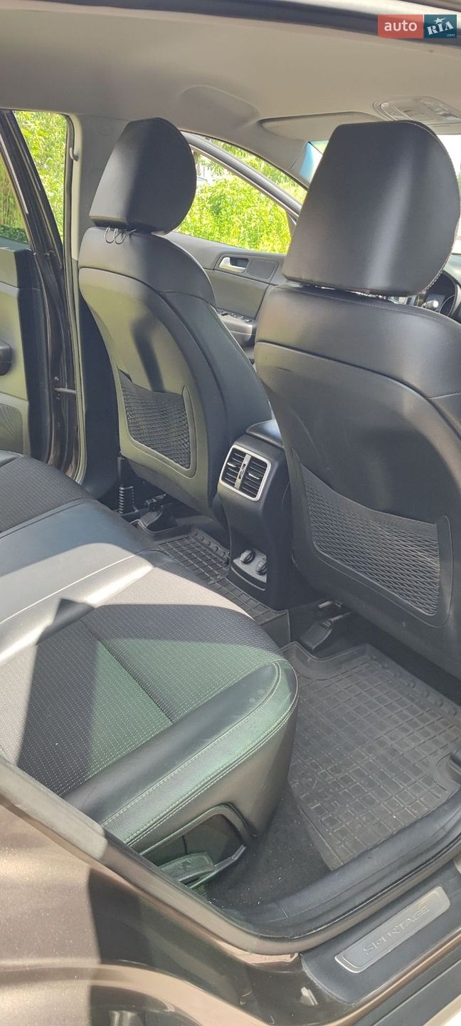 Kia Sportage 2017 VIN U5YPH813DHL292040 фото оголошення 11 з 16