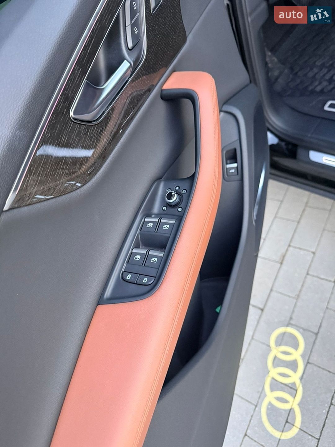 Audi Q7 2023 VIN WA1LCBF77PD026869 фото оголошення 36 з 64