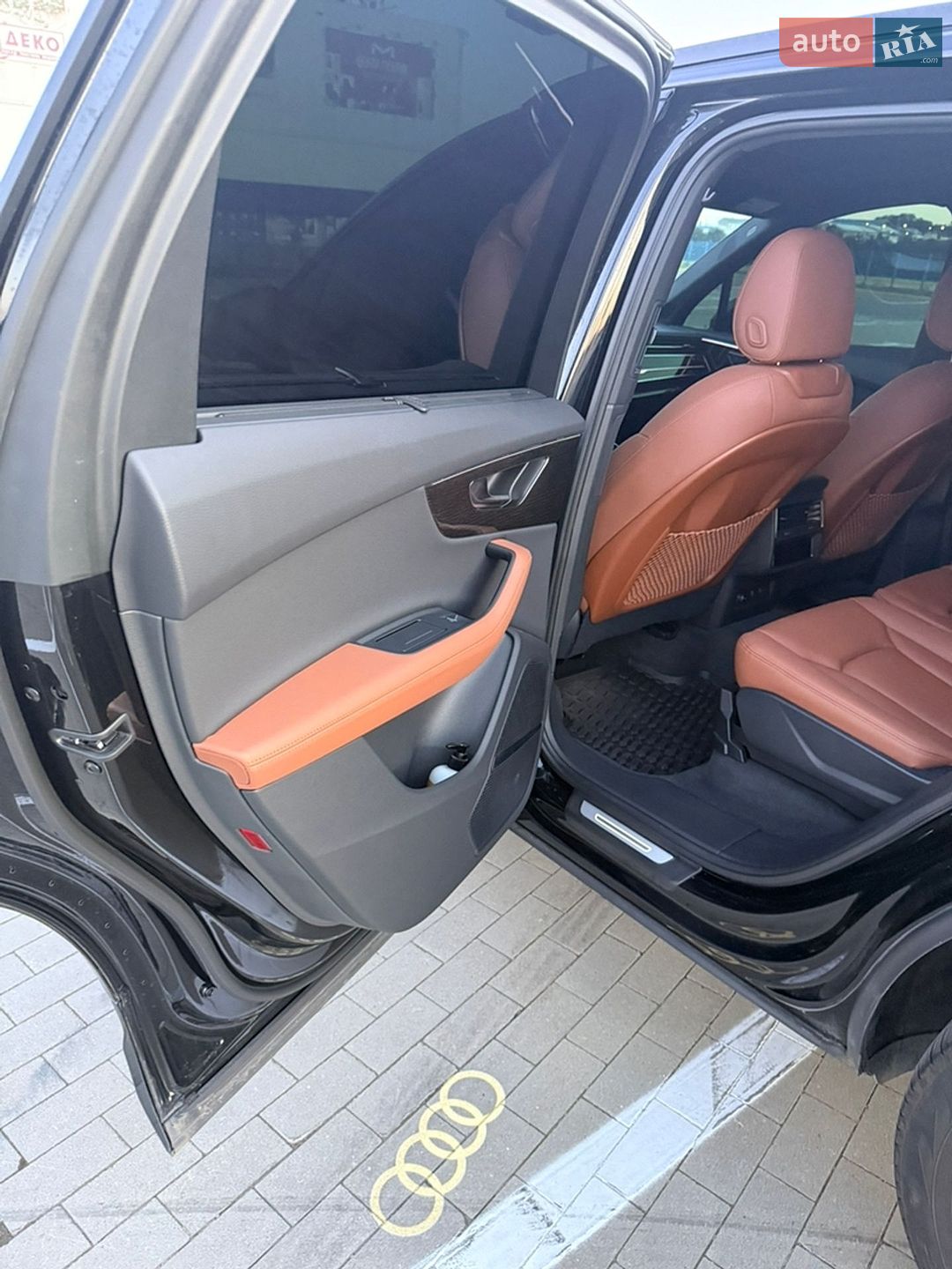 Audi Q7 2023 VIN WA1LCBF77PD026869 фото оголошення 38 з 64