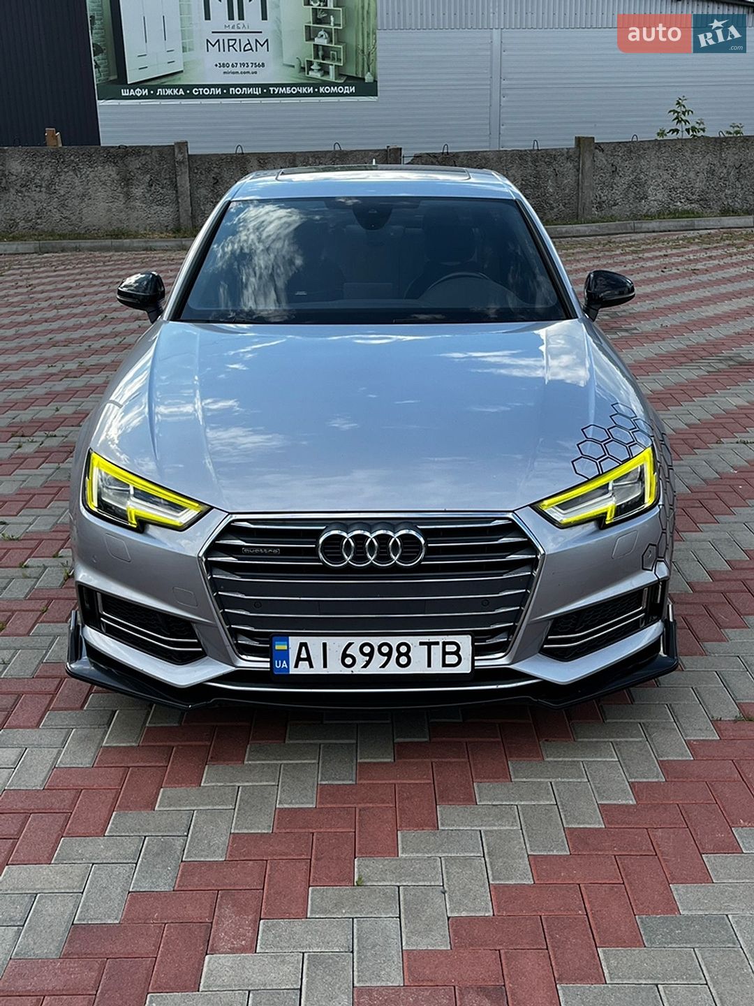 Audi A4 2016 VIN WAUENAF41HN032913 фото оголошення 11 з 32