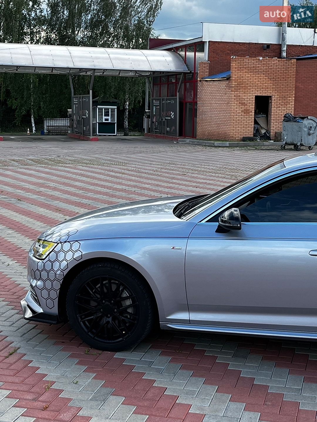 Audi A4 2016 VIN WAUENAF41HN032913 фото оголошення 15 з 32