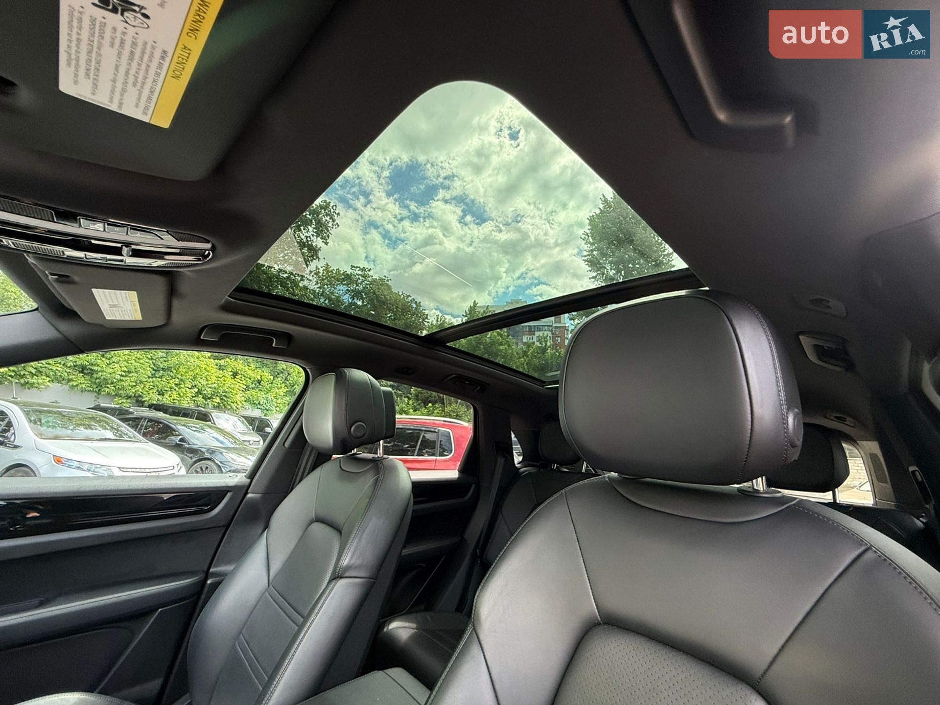 Porsche Cayenne 2021 VIN WP1AA2AY0MDA03317 фото оголошення 12 з 20