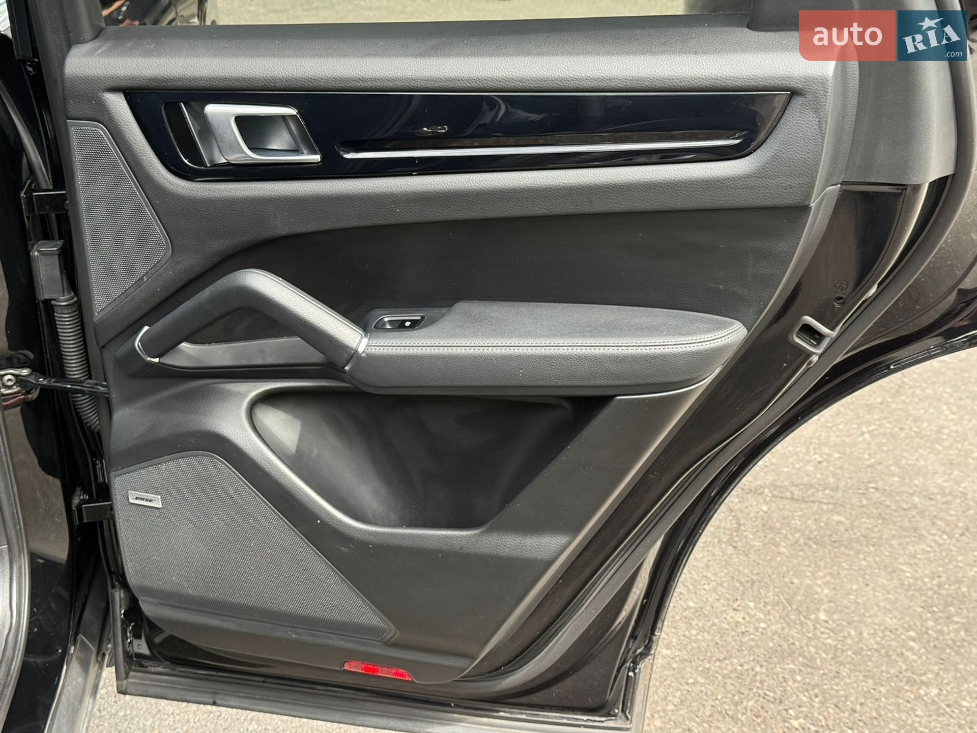 Porsche Cayenne 2021 VIN WP1AA2AY0MDA03317 фото оголошення 16 з 20
