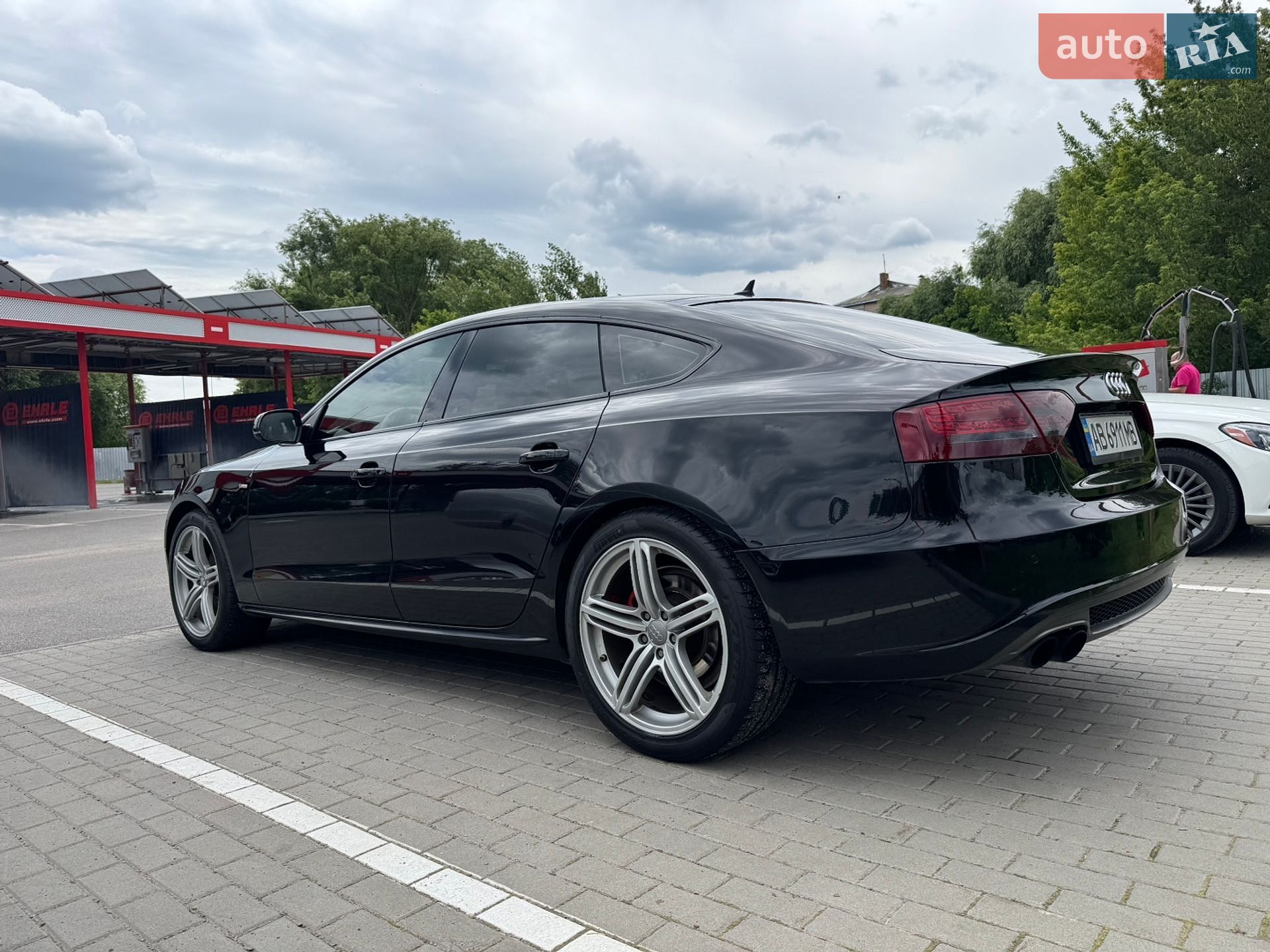 Audi A5 2010 VIN WAUZZZ8T8AA084190 фото оголошення 7 з 37
