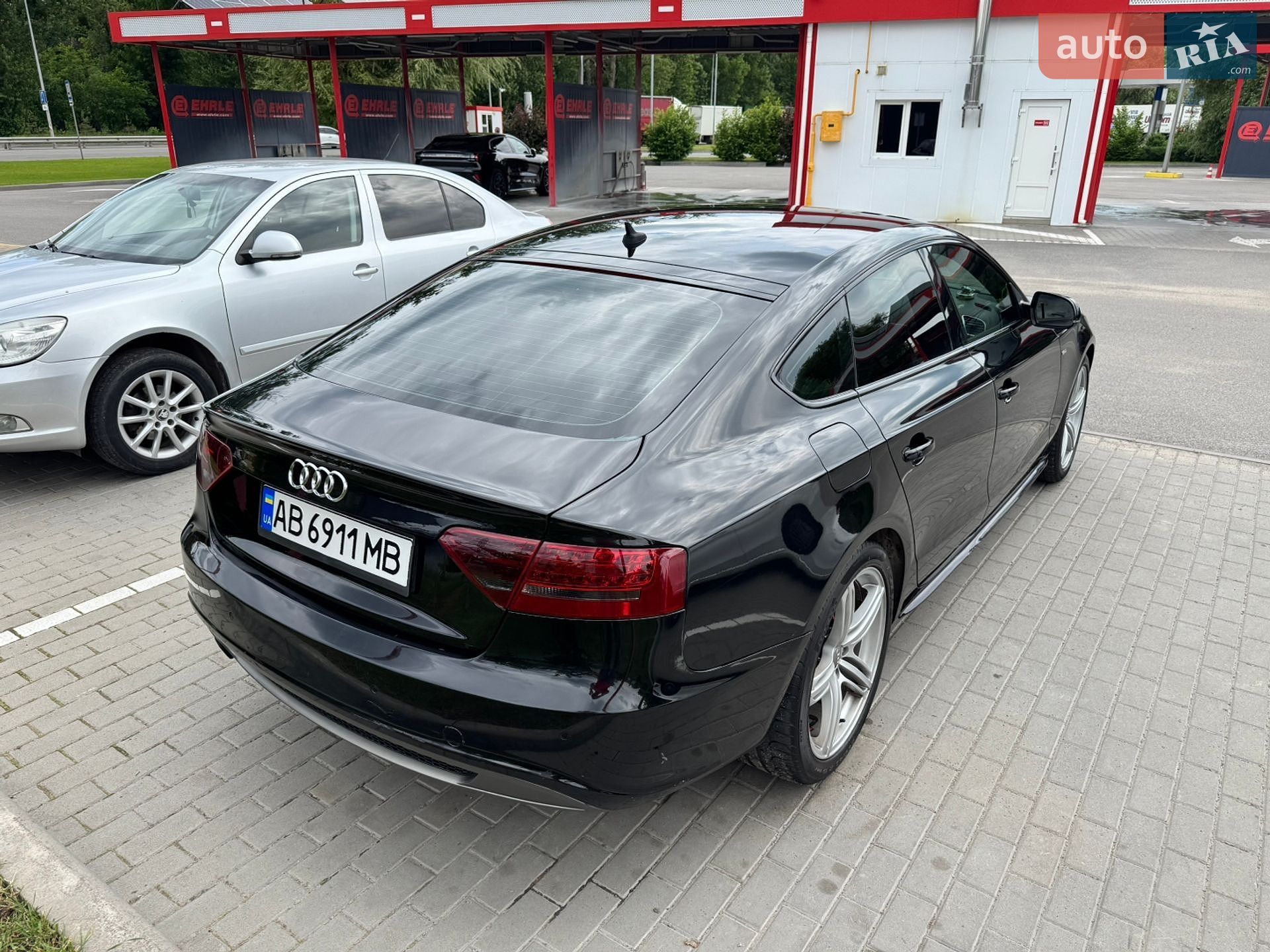 Audi A5 2010 VIN WAUZZZ8T8AA084190 фото оголошення 14 з 37