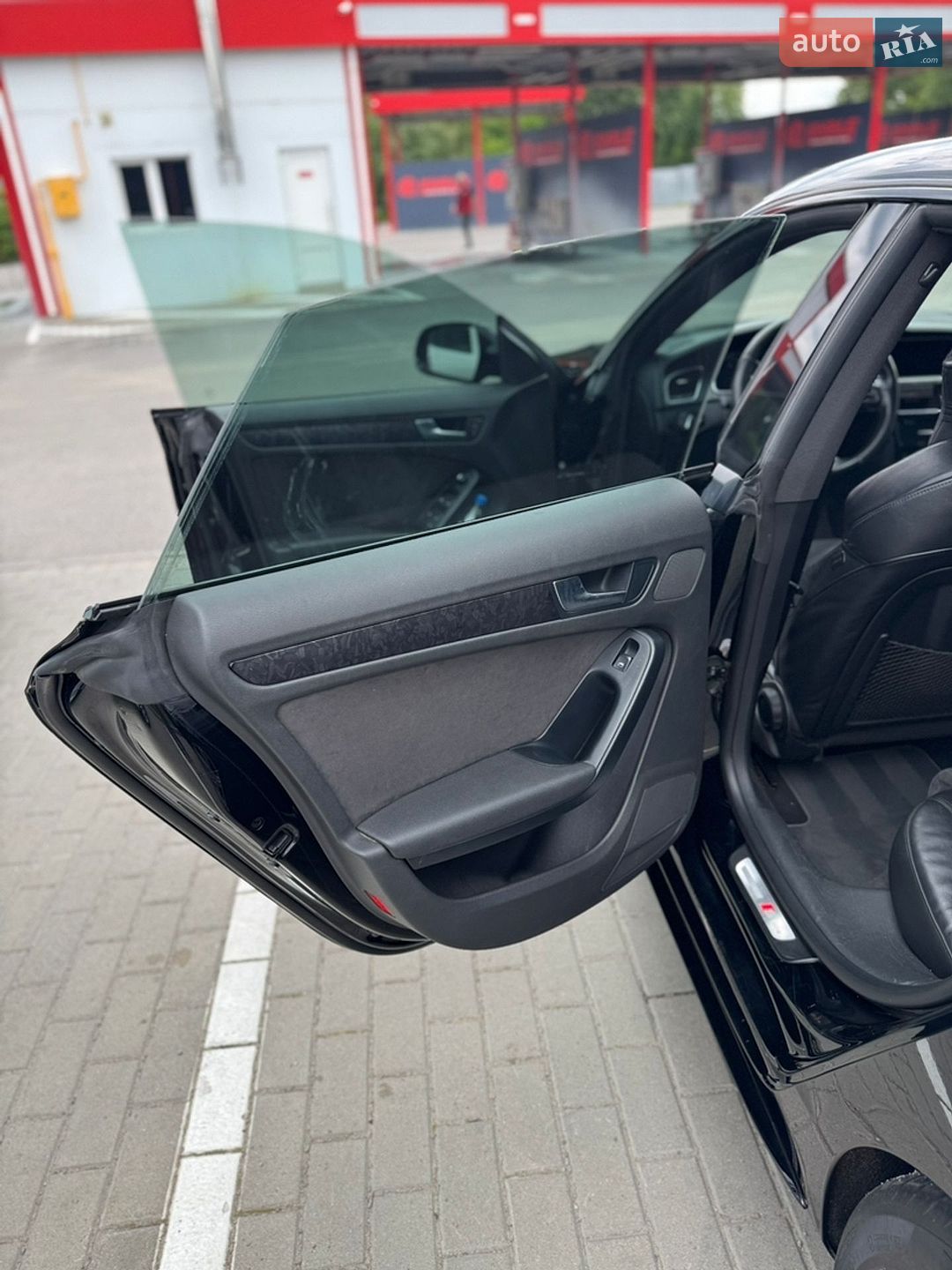 Audi A5 2010 VIN WAUZZZ8T8AA084190 фото оголошення 26 з 37