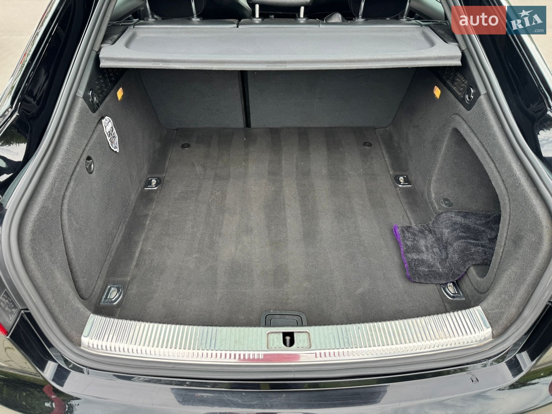 Audi A5 2010 VIN WAUZZZ8T8AA084190 фото оголошення 28 з 37