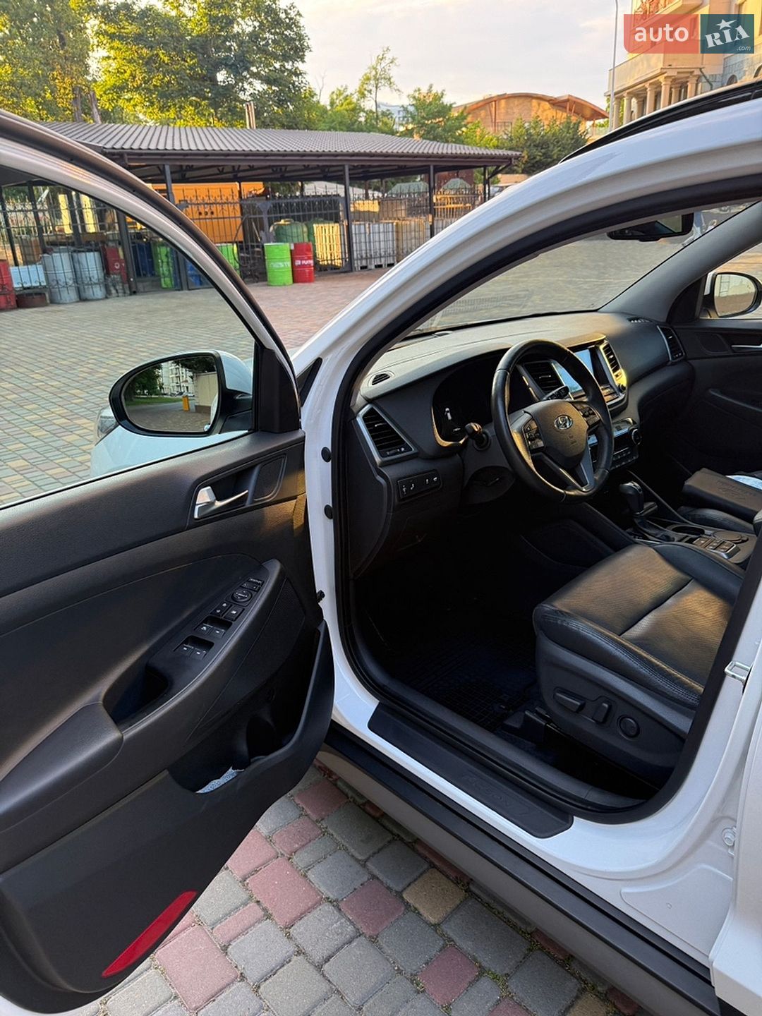 Hyundai Tucson 2017 VIN TMAJ381ADHJ393183 фото оголошення 29 з 60