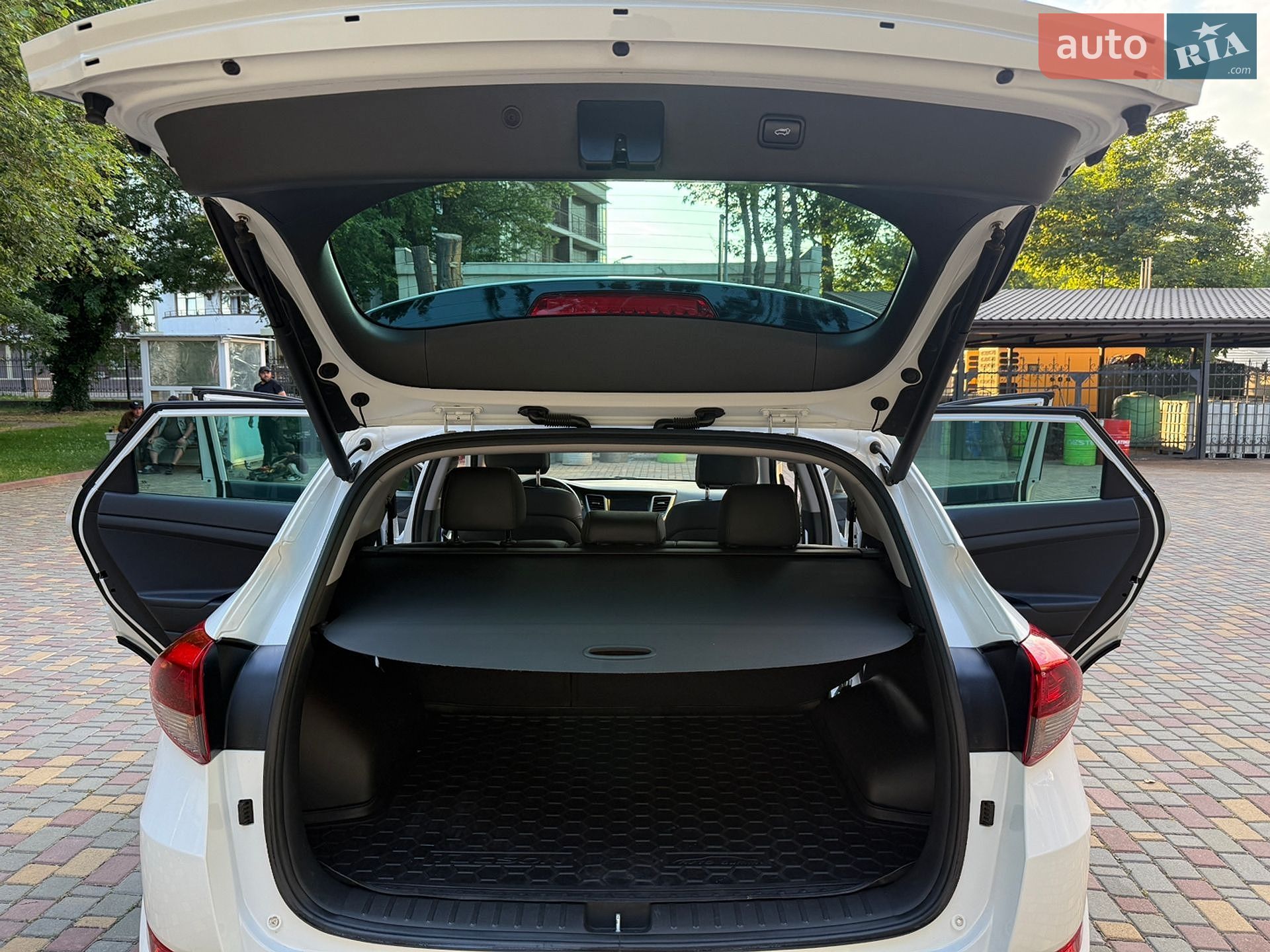 Hyundai Tucson 2017 VIN TMAJ381ADHJ393183 фото оголошення 31 з 60