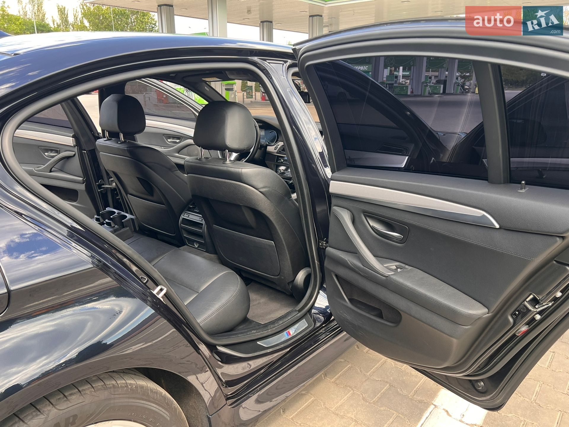 BMW 5 Series 2013 VIN WBA5D310XED573785 фото оголошення 12 з 18