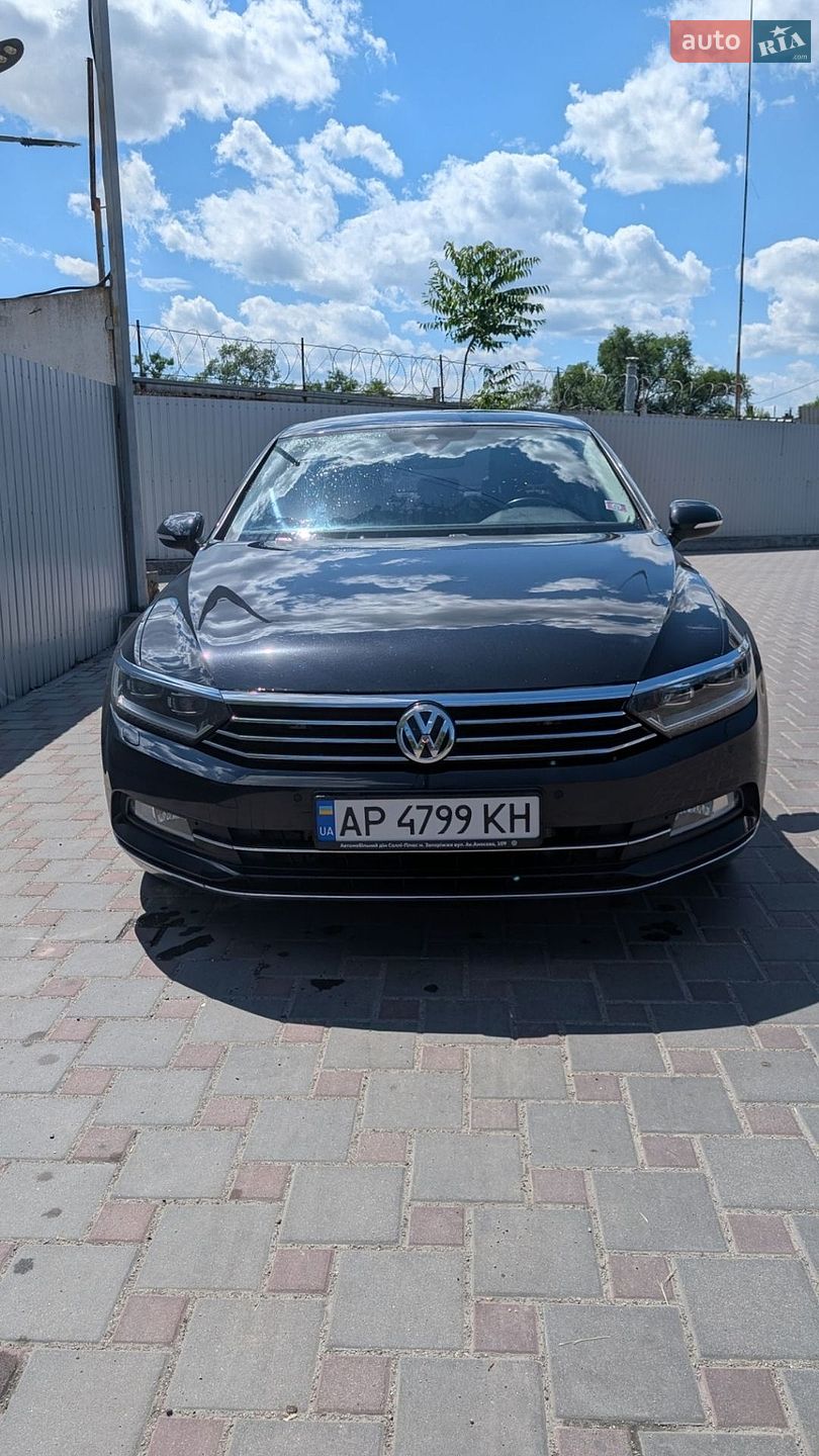 Volkswagen Passat 2019 VIN WVWZZZ3CZKE119962 фото оголошення 6 з 17