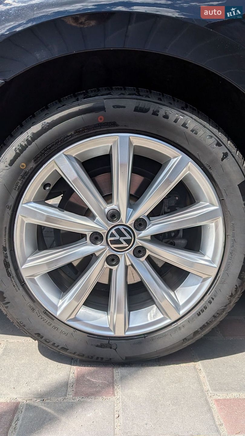 Volkswagen Passat 2019 VIN WVWZZZ3CZKE119962 фото оголошення 15 з 17