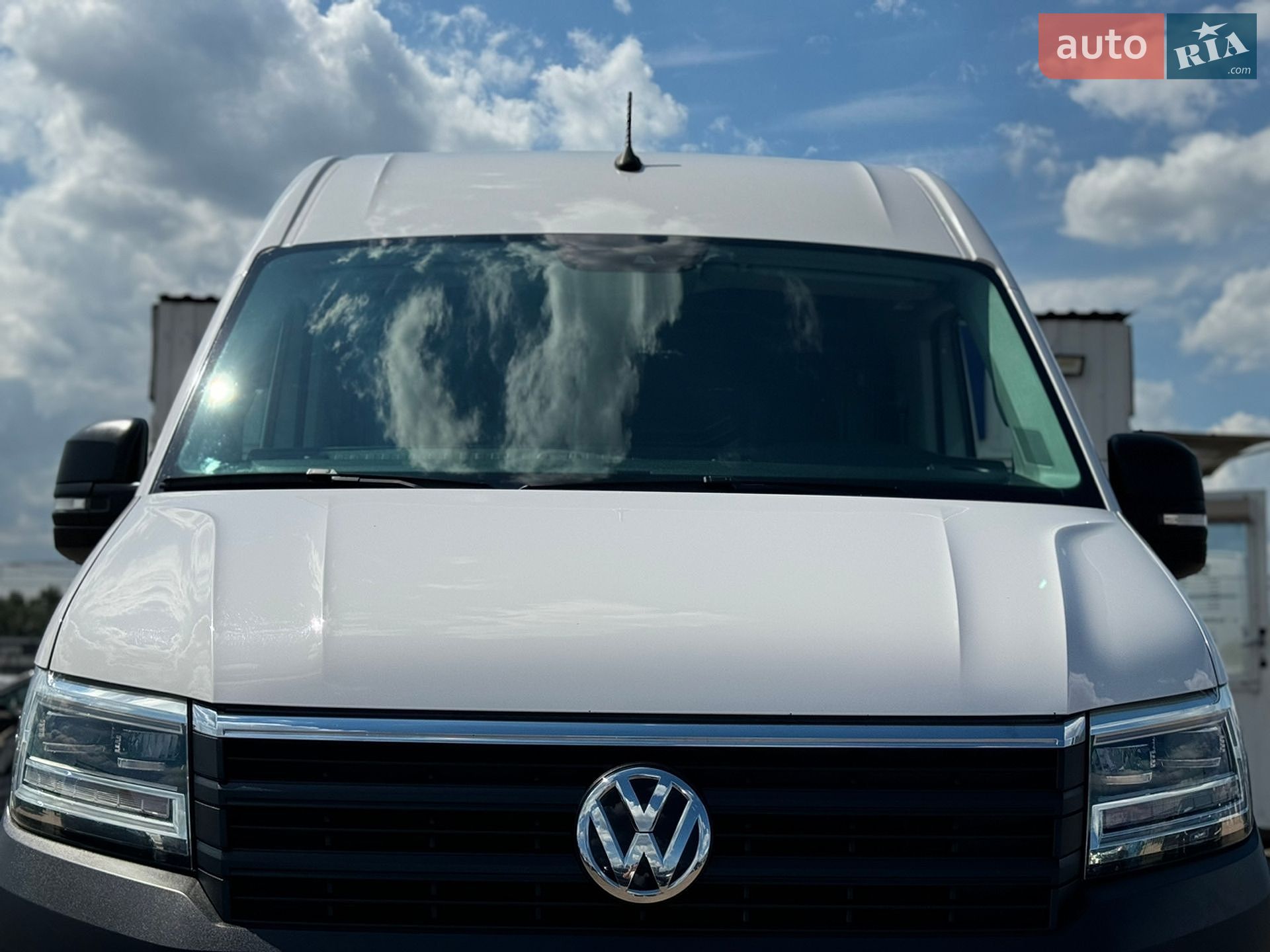 Volkswagen Crafter 2023 VIN WV1ZZZSY7P9058977 фото оголошення 16 з 95