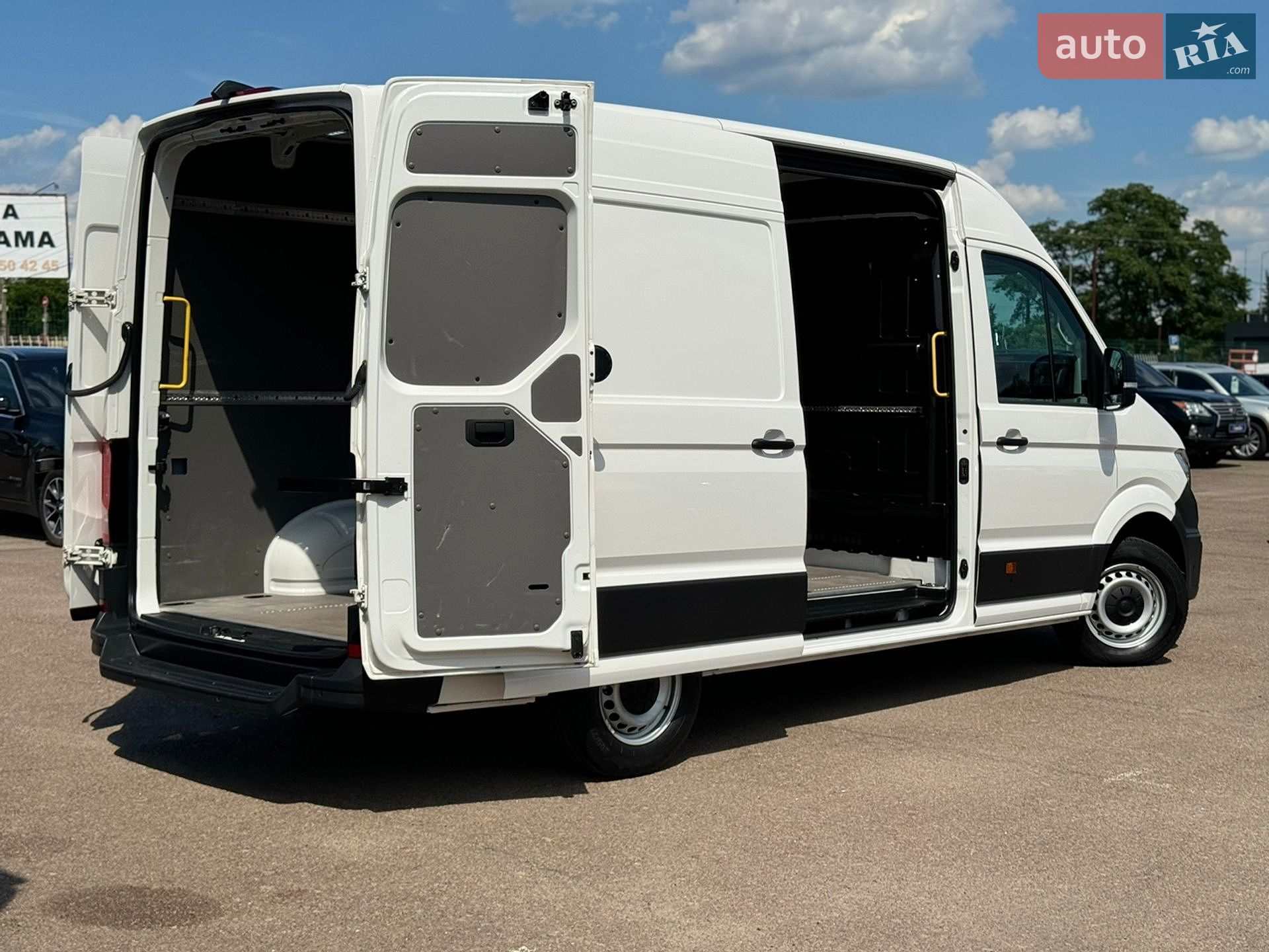 Volkswagen Crafter 2023 VIN WV1ZZZSY7P9058977 фото оголошення 40 з 95