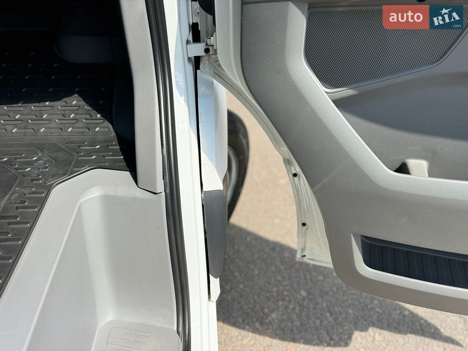 Volkswagen Crafter 2023 VIN WV1ZZZSY7P9058977 фото оголошення 45 з 95