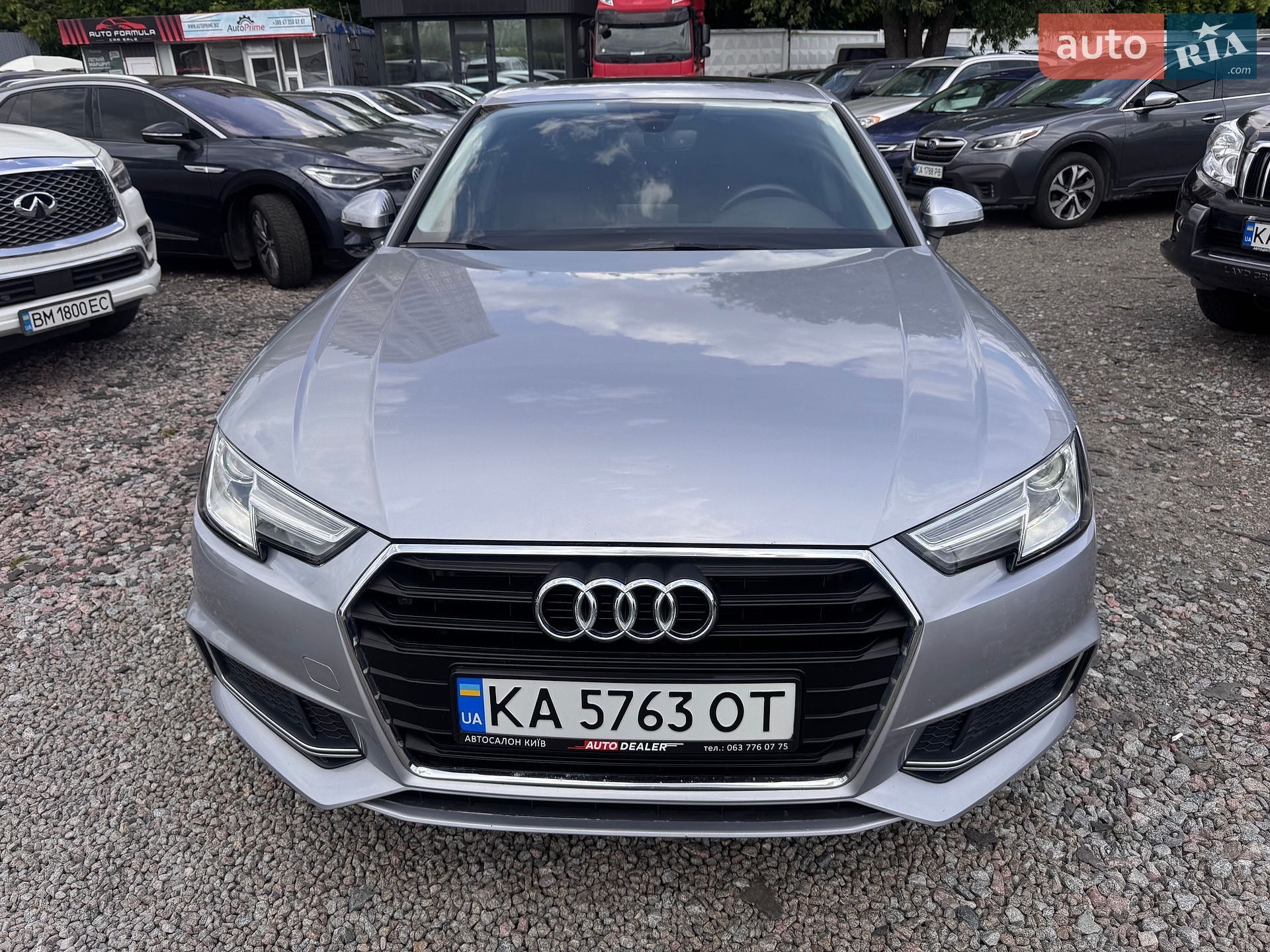 Audi A4 2019 VIN WAUGMAF45KA065763 фото оголошення 2 з 26