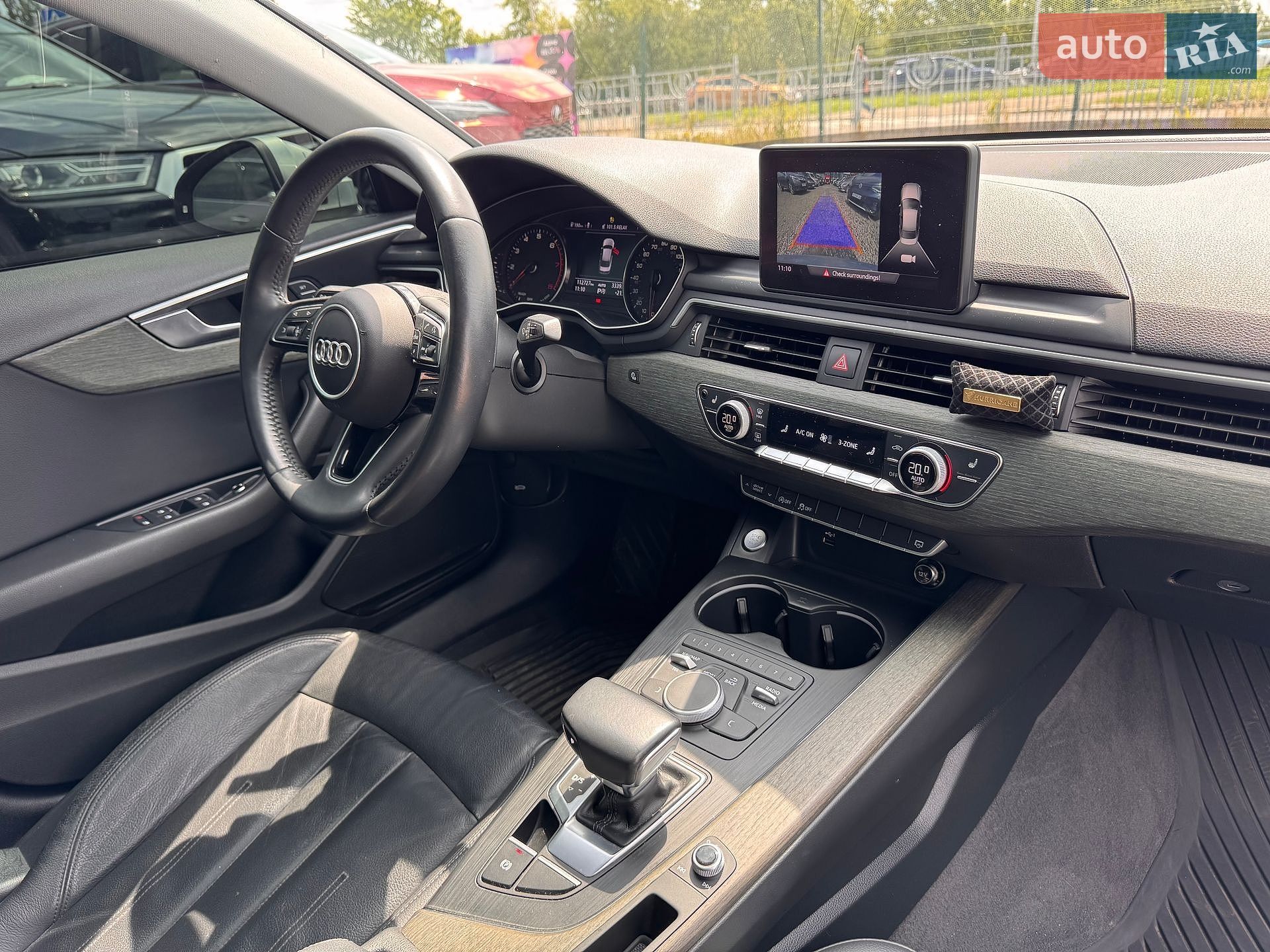 Audi A4 2019 VIN WAUGMAF45KA065763 фото оголошення 21 з 26