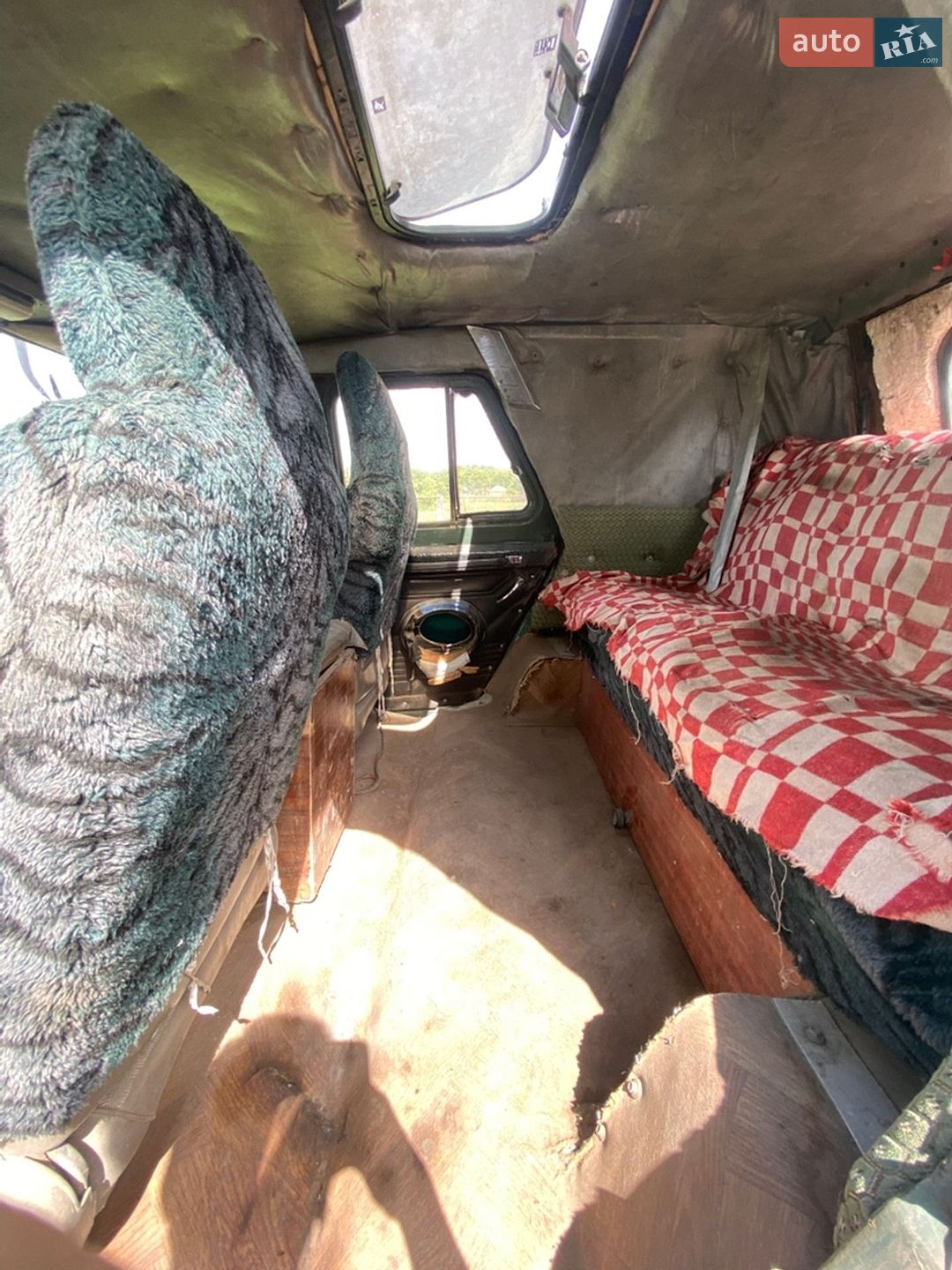 UAZ 469b 1984 VIN XTT469000E0561652 фото оголошення 6 з 8