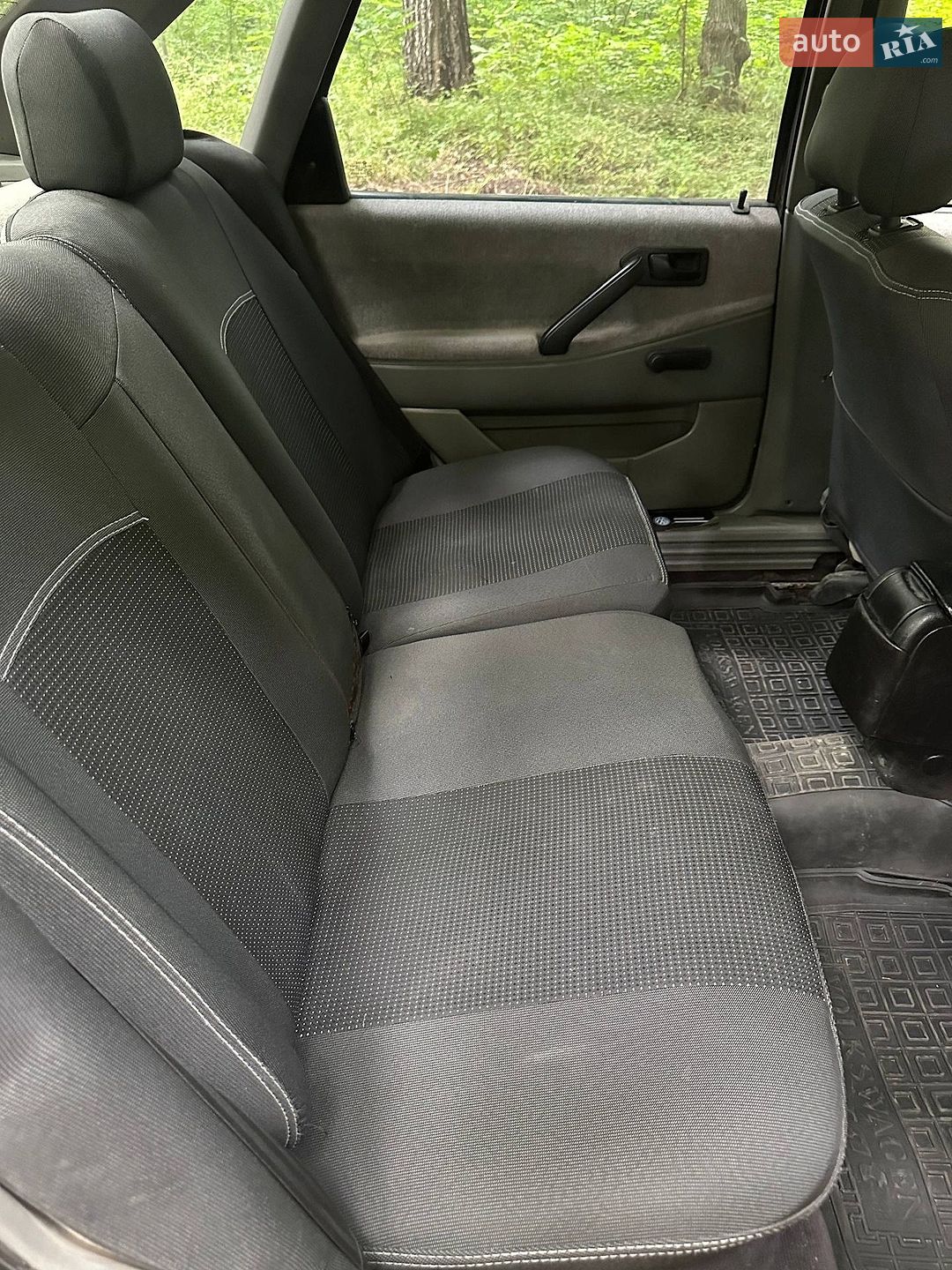 Volkswagen Passat 1989 VIN WVWZZZ31ZKB119026 фото оголошення 15 з 15
