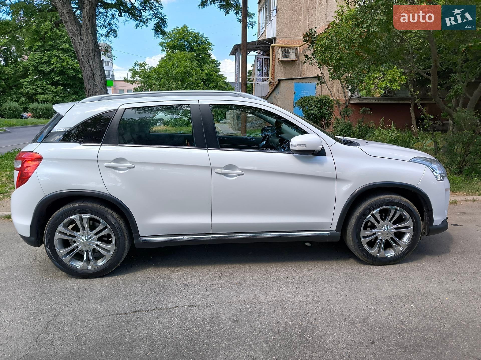 Citroen C4 Aircross 2012 VIN VF7BU9HD8CZ910711 фото оголошення 2 з 20