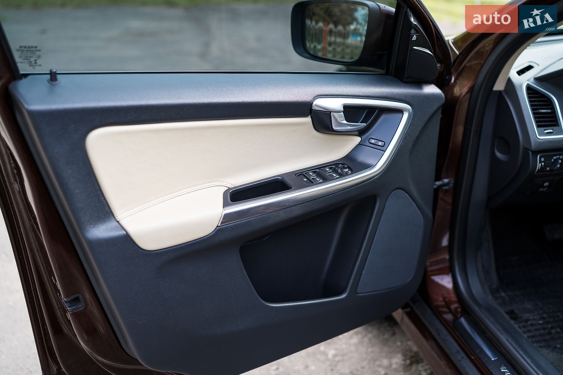 Volvo Xc60 2014 VIN YV1DZ73CDE2579905 фото оголошення 29 з 62