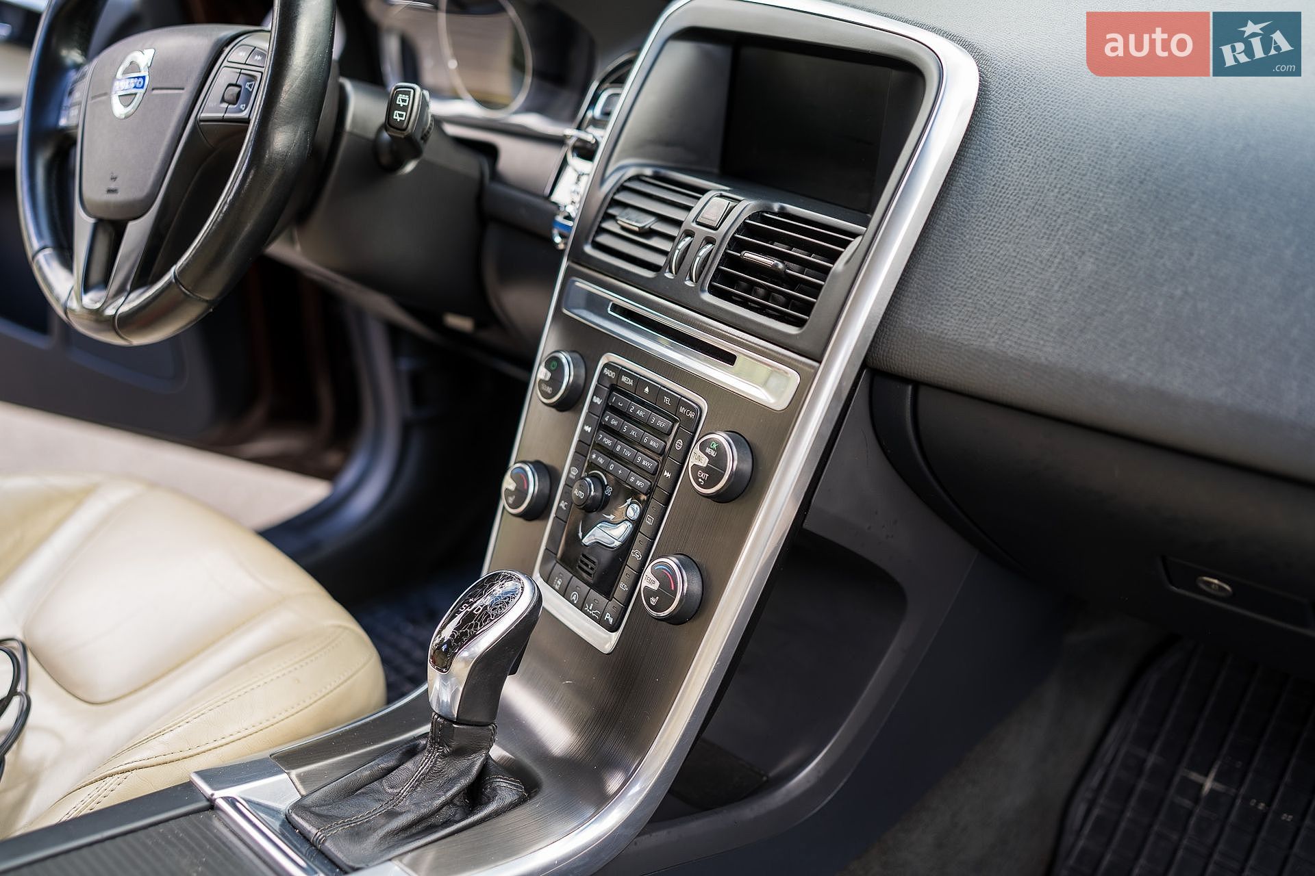 Volvo Xc60 2014 VIN YV1DZ73CDE2579905 фото оголошення 44 з 62