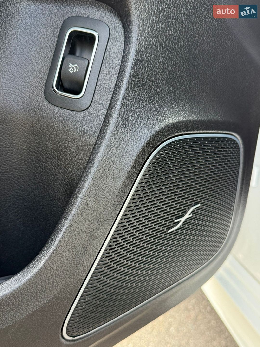 Mercedes-Benz A-Class 2018 VIN WDD3G4EB5KW006201 фото оголошення 21 з 49