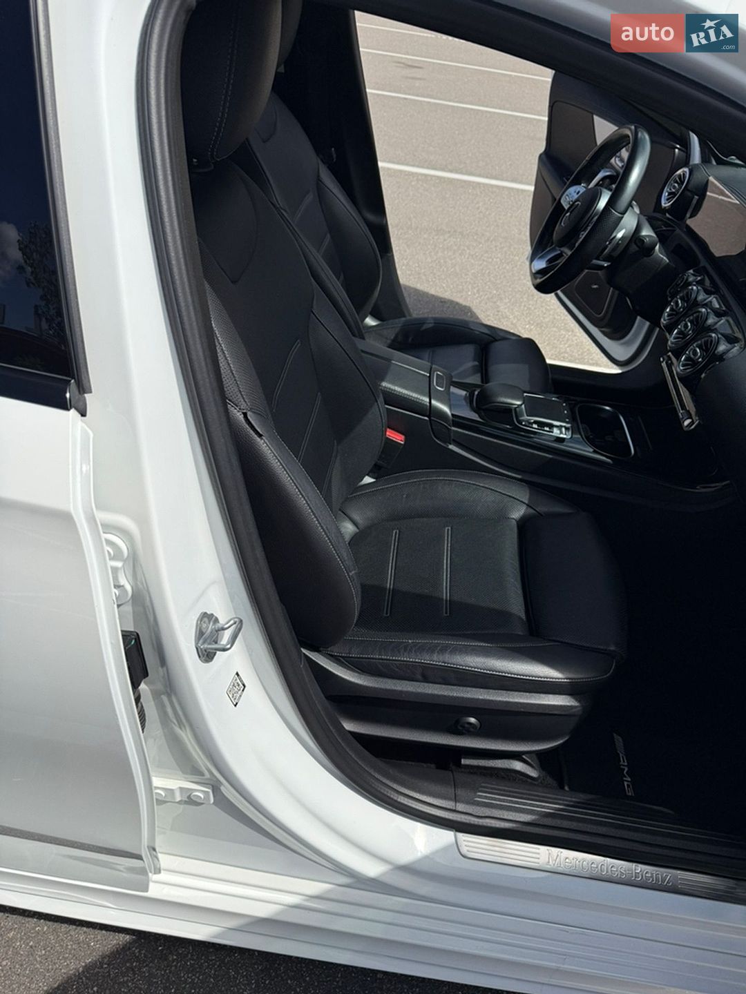 Mercedes-Benz A-Class 2018 VIN WDD3G4EB5KW006201 фото оголошення 34 з 49