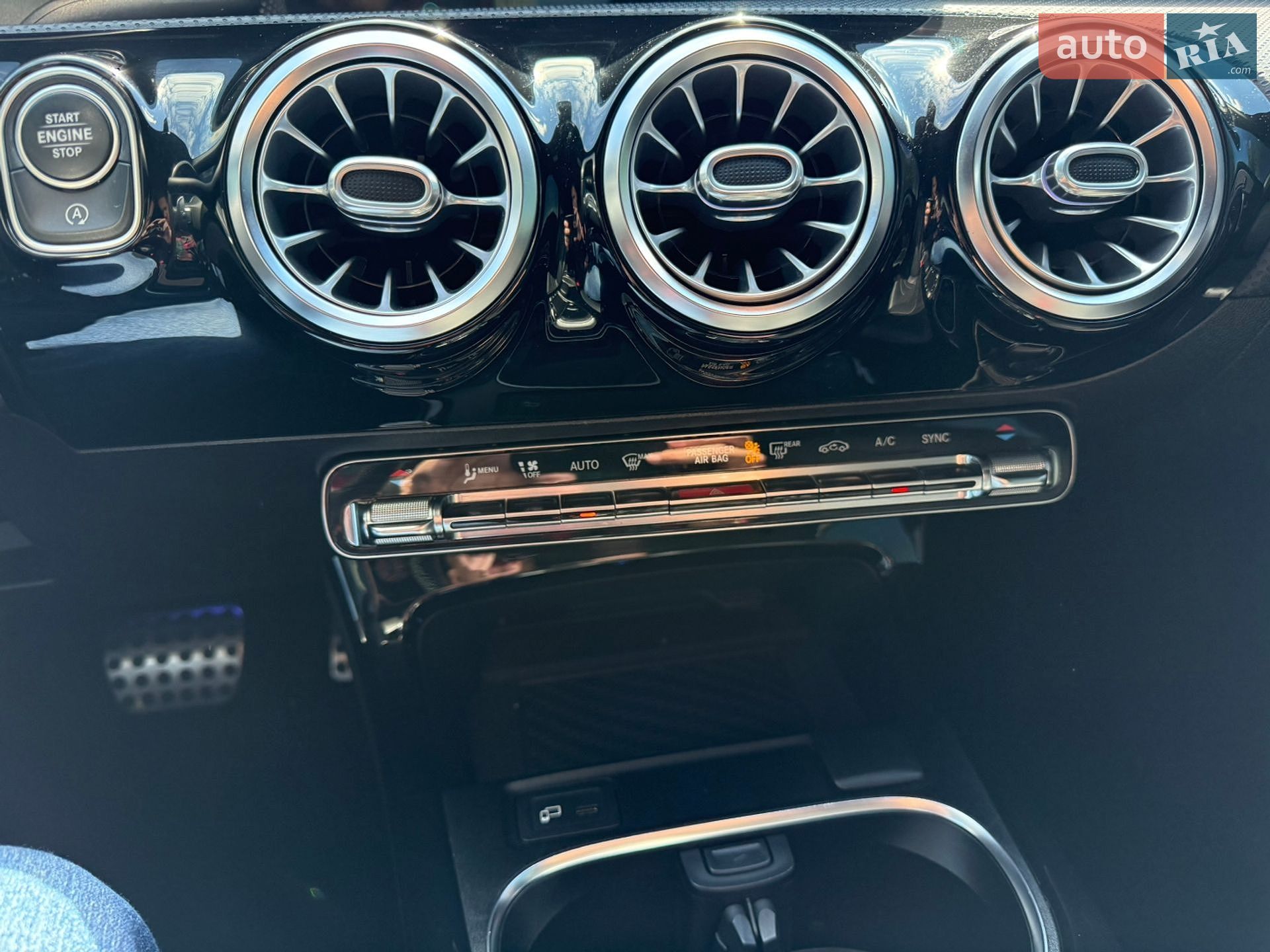 Mercedes-Benz A-Class 2018 VIN WDD3G4EB5KW006201 фото оголошення 43 з 49