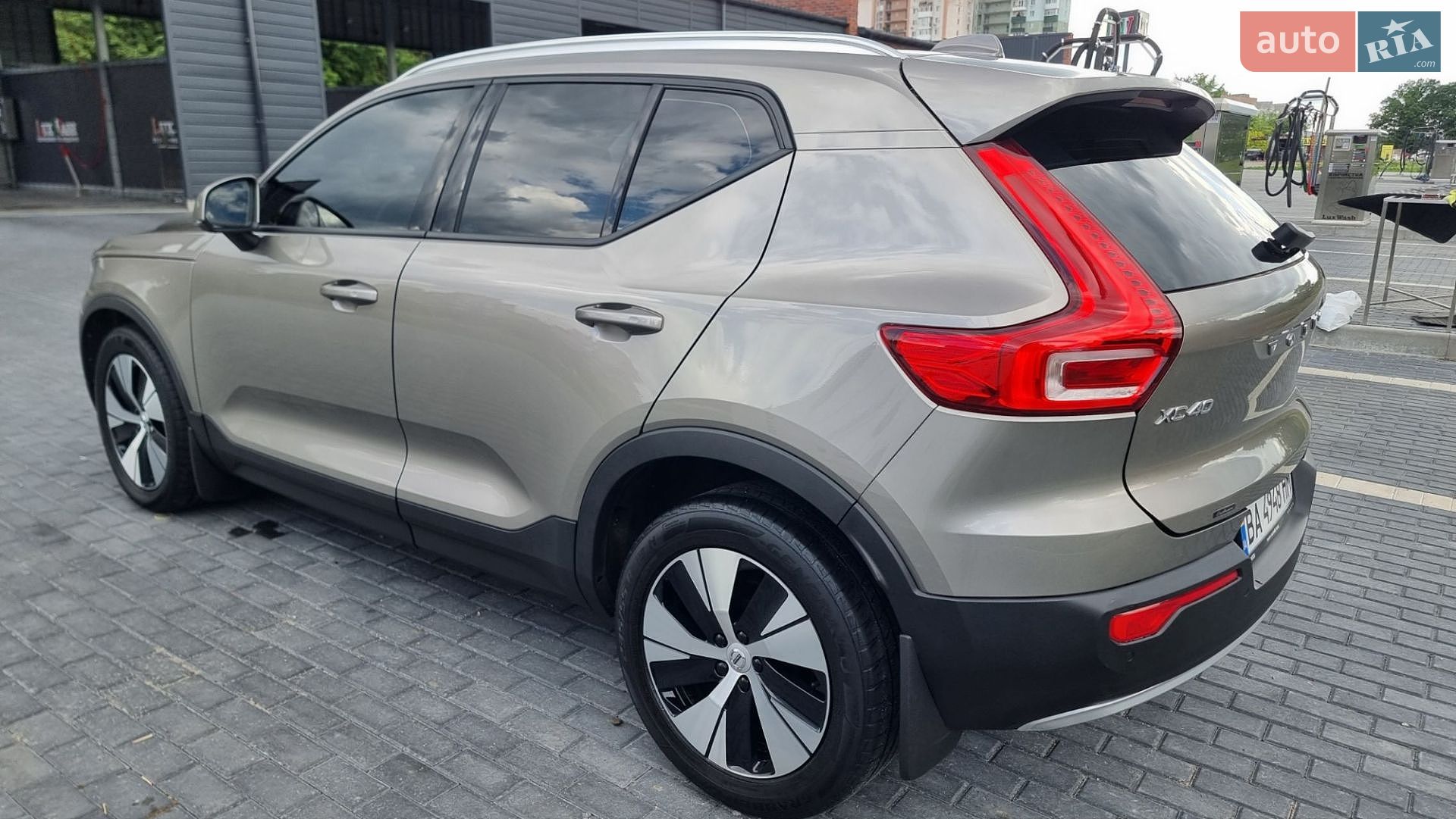 Volvo XC40 2020 VIN YV1XZ72VCM2438187 фото оголошення 9 з 71