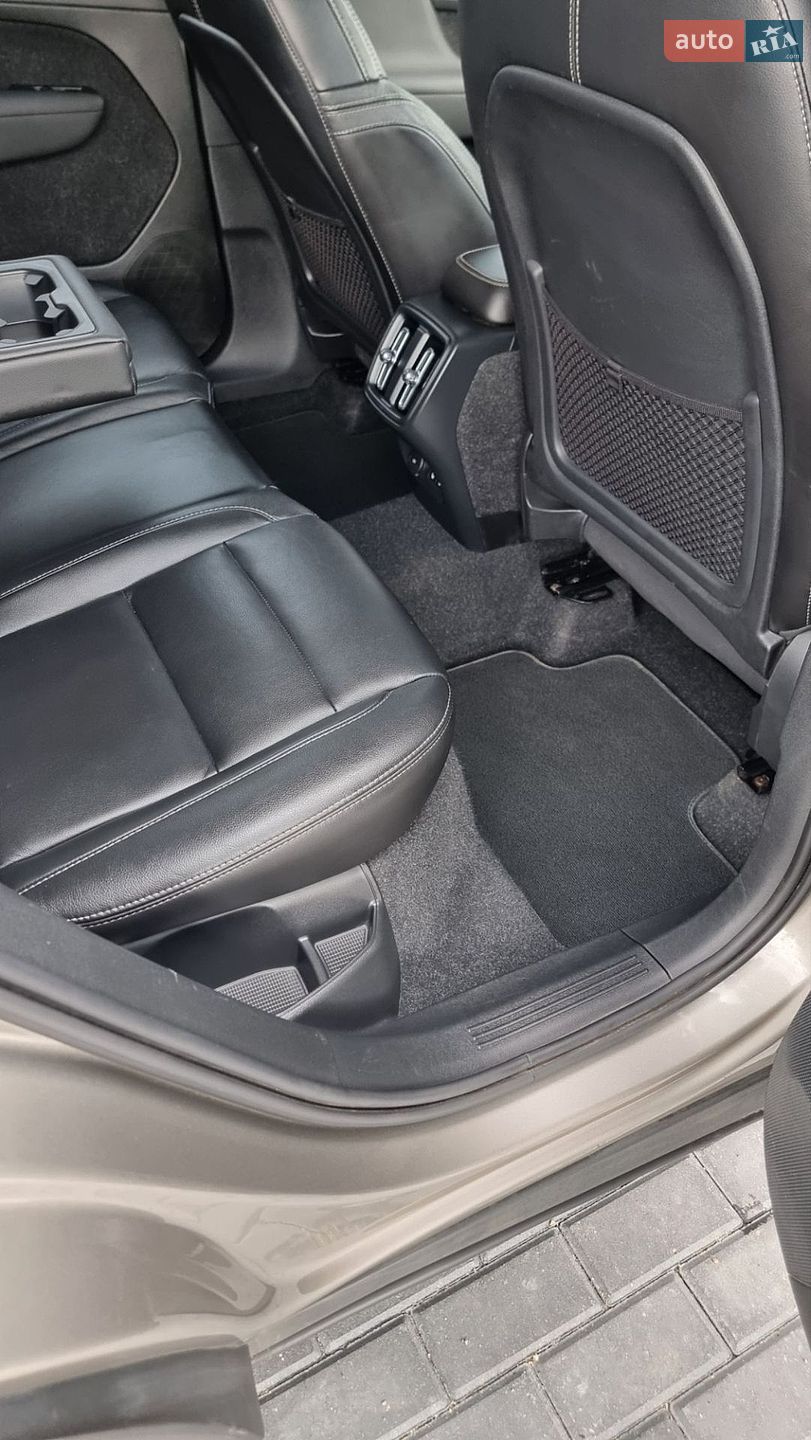 Volvo XC40 2020 VIN YV1XZ72VCM2438187 фото оголошення 35 з 71
