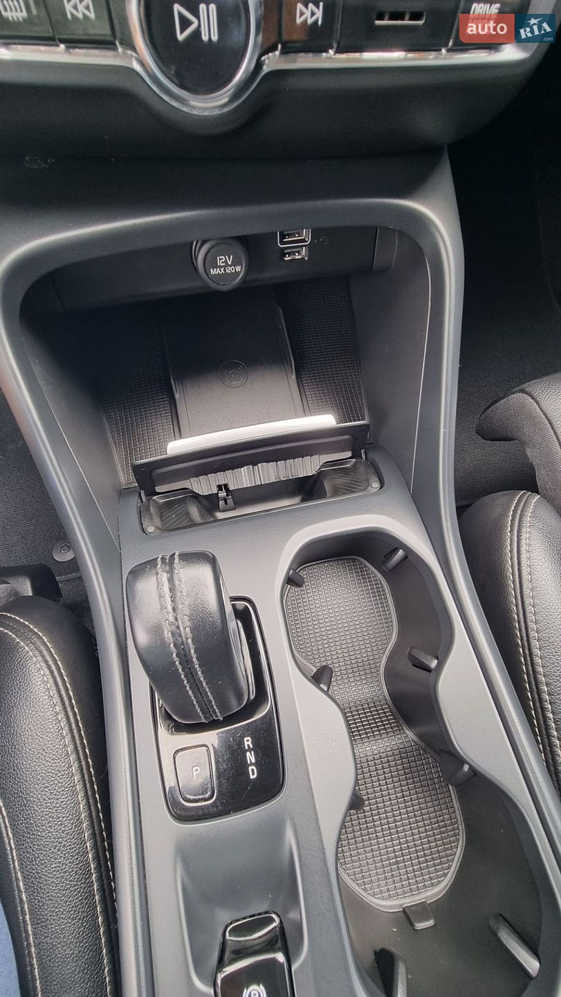 Volvo XC40 2020 VIN YV1XZ72VCM2438187 фото оголошення 59 з 71