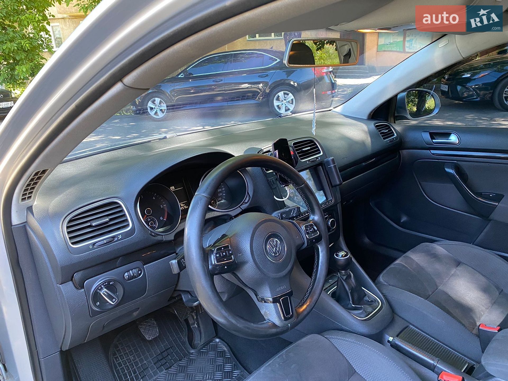 Volkswagen Golf 2010 VIN WVWZZZ1KZAM651375 фото оголошення 17 з 18
