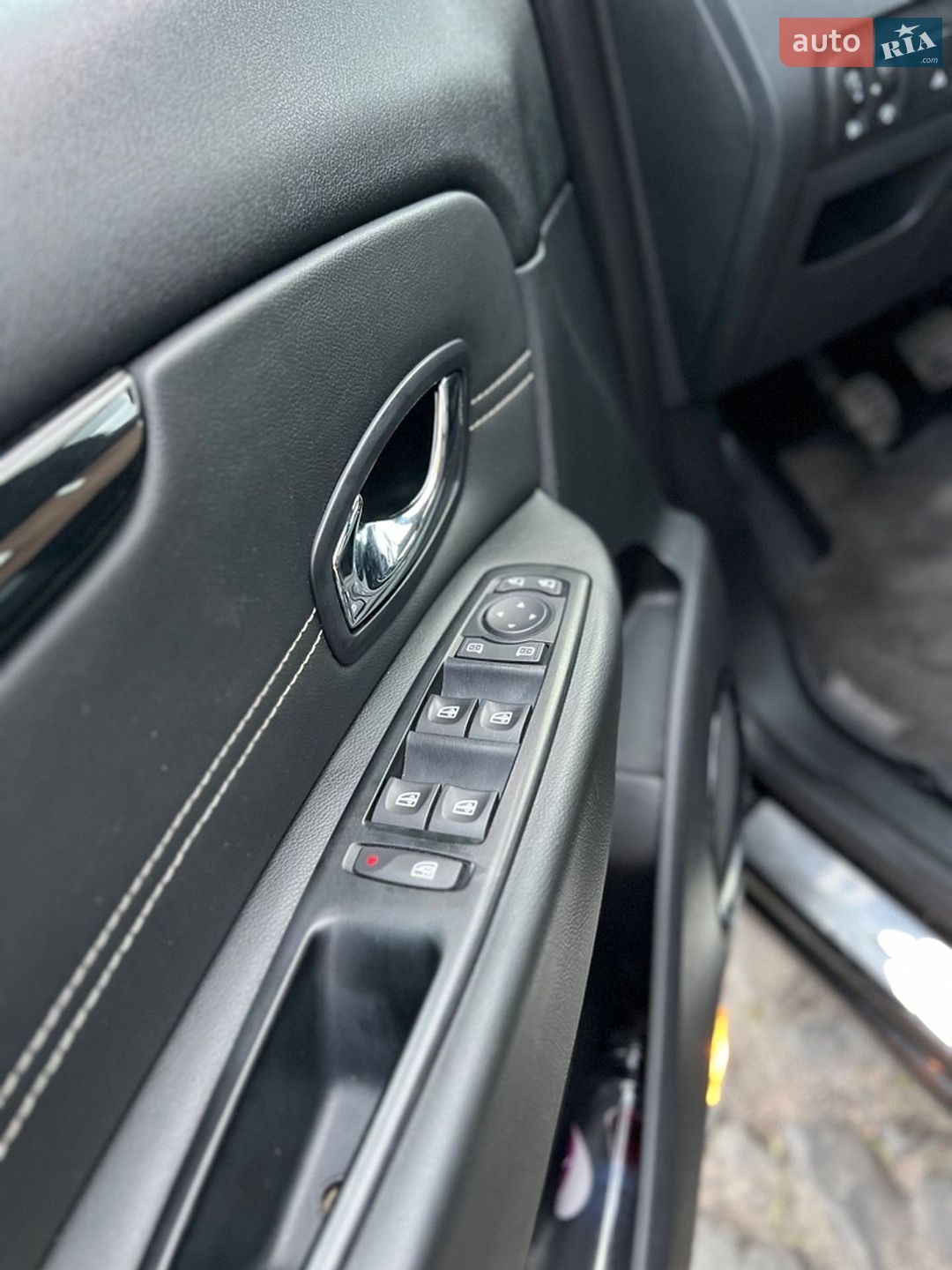 Renault Scenic 2012 VIN VF1JZ140646869924 фото оголошення 4 з 17