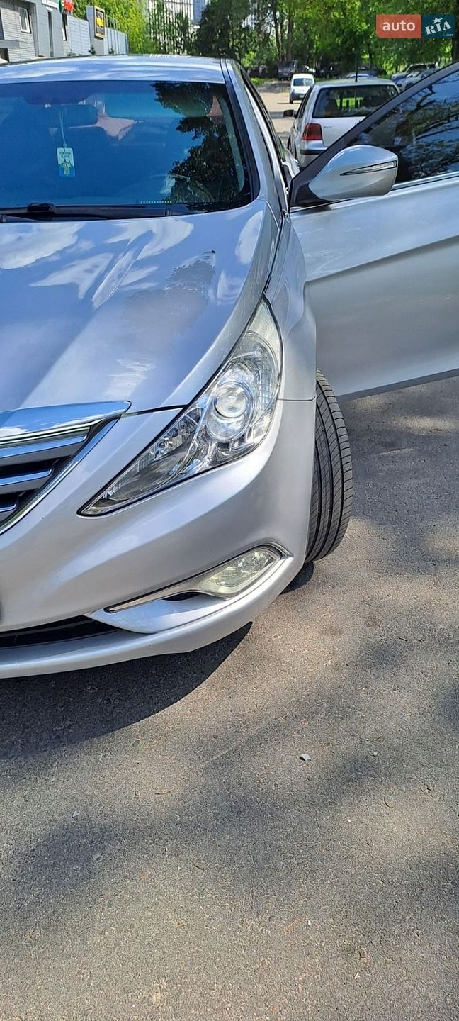 Hyundai Sonata 2012 VIN KMHEC41LBDA508764 фото оголошення 17 з 61