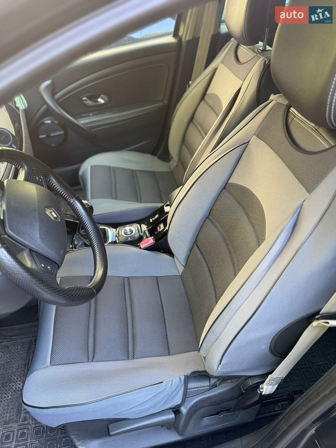 Renault Megane 2013 VIN VF1KZX40648946761 фото оголошення 14 з 15