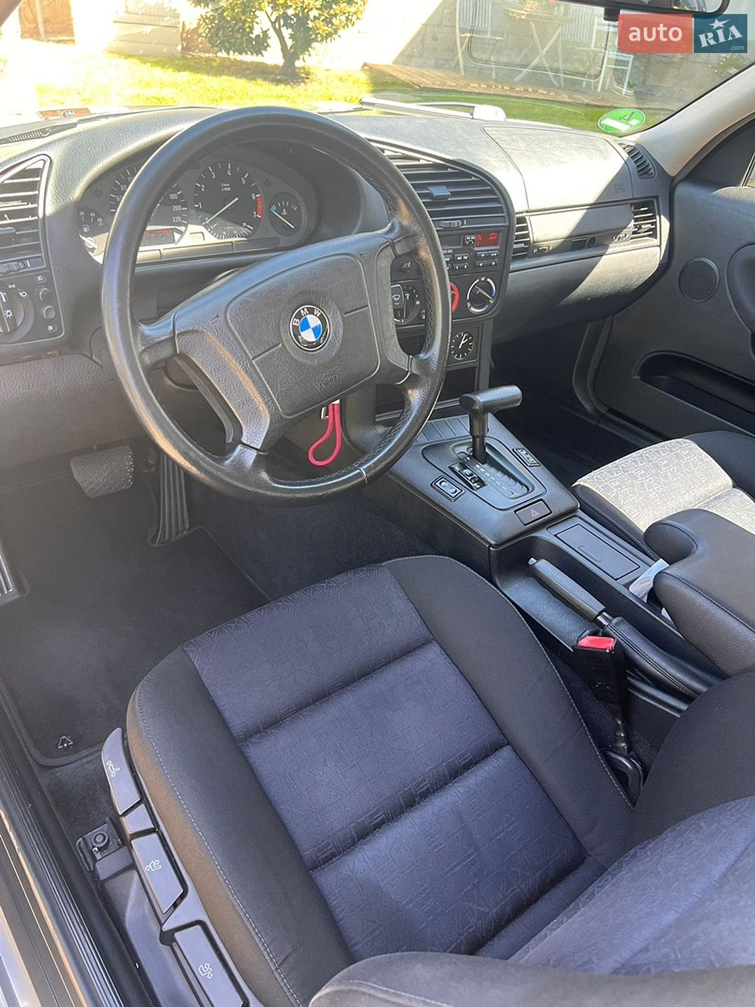 BMW 3 Series 1994 VIN WBABE21070JD91324 фото оголошення 4 з 10